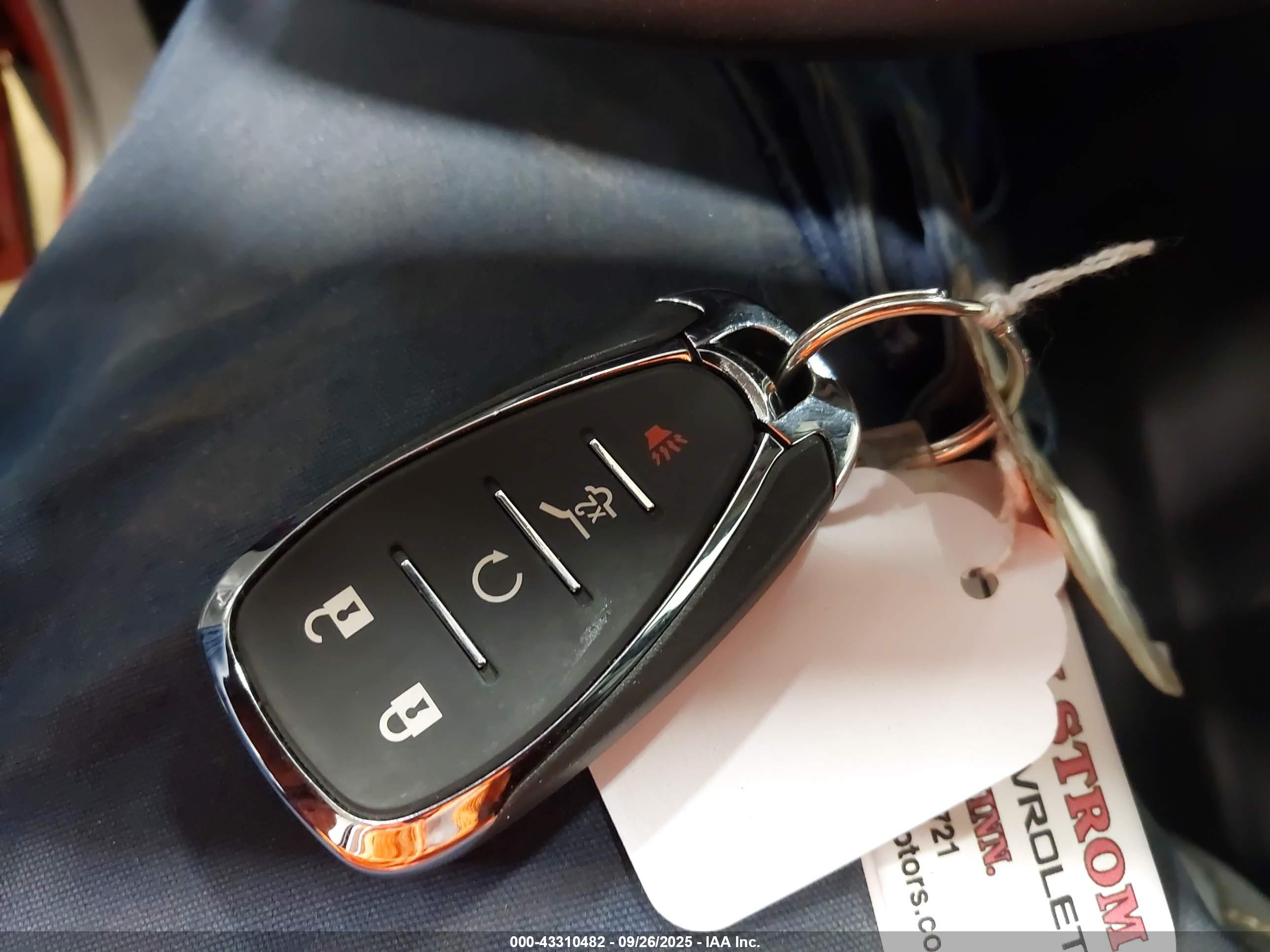 CHEVROLET EQUINOX image 11