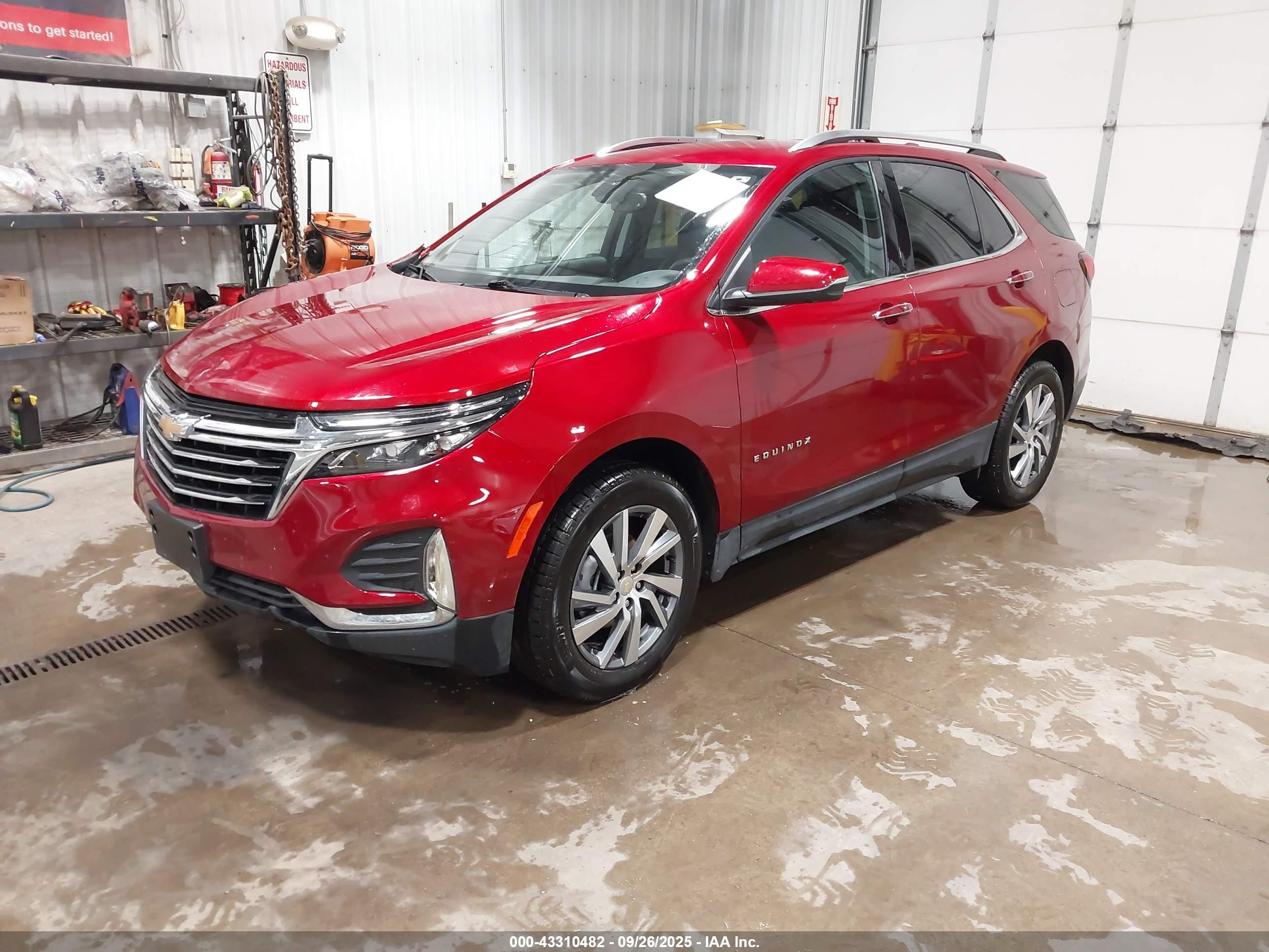 CHEVROLET EQUINOX image 2