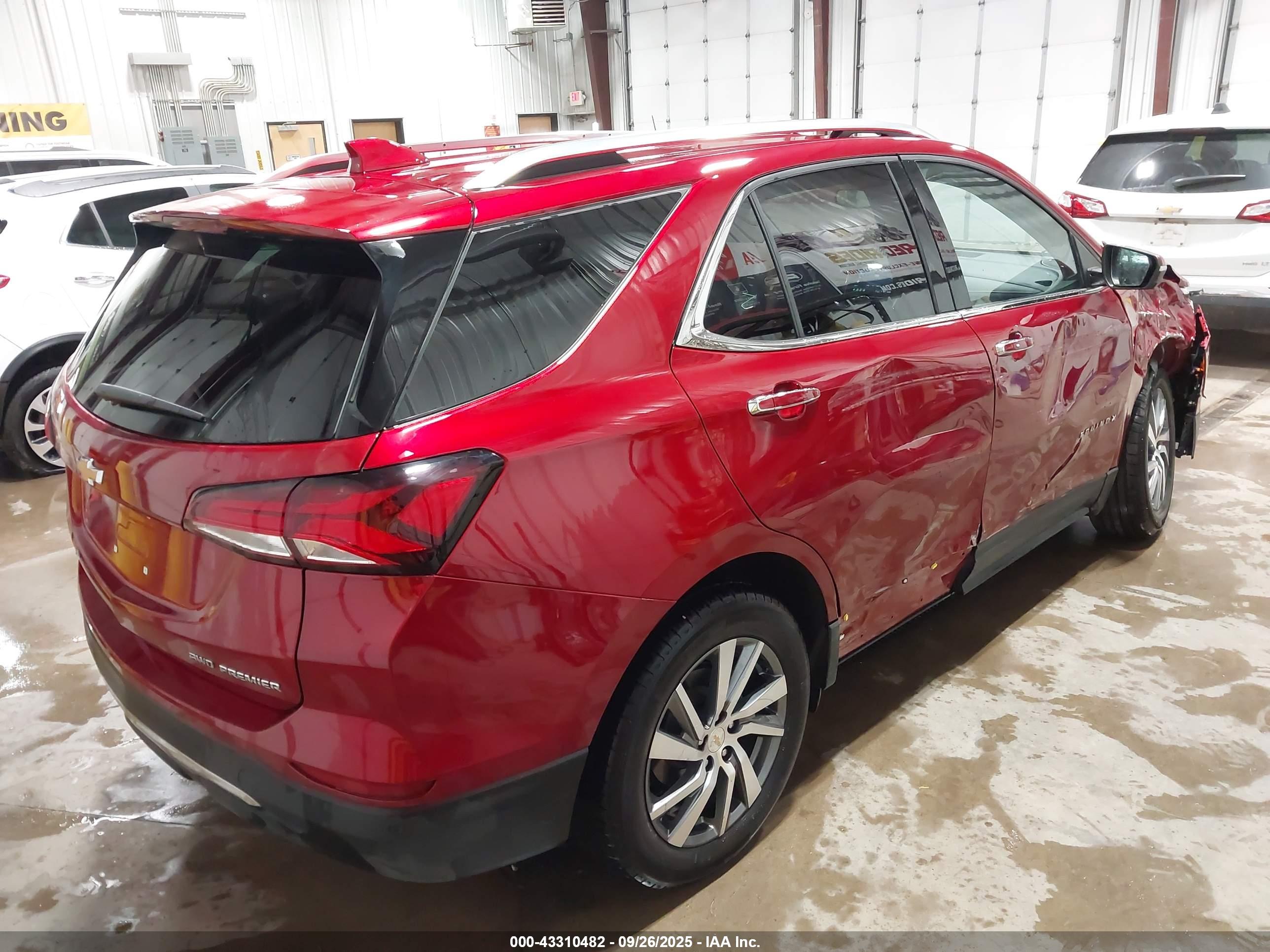 CHEVROLET EQUINOX image 4