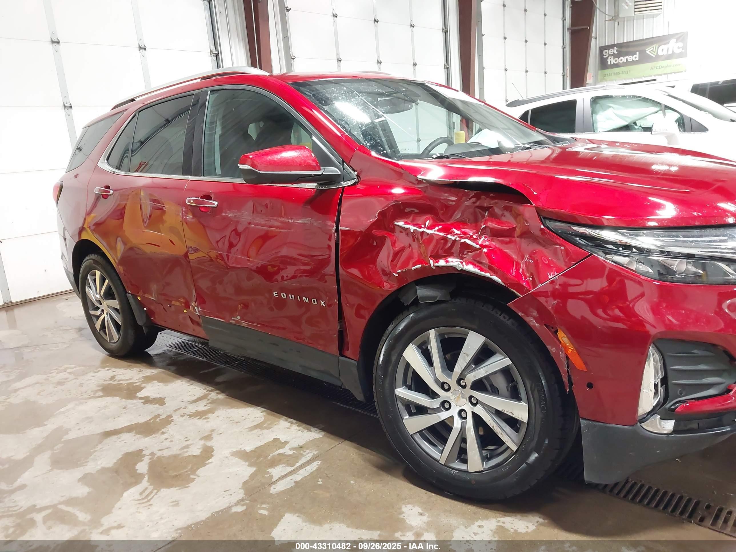 CHEVROLET EQUINOX image 6