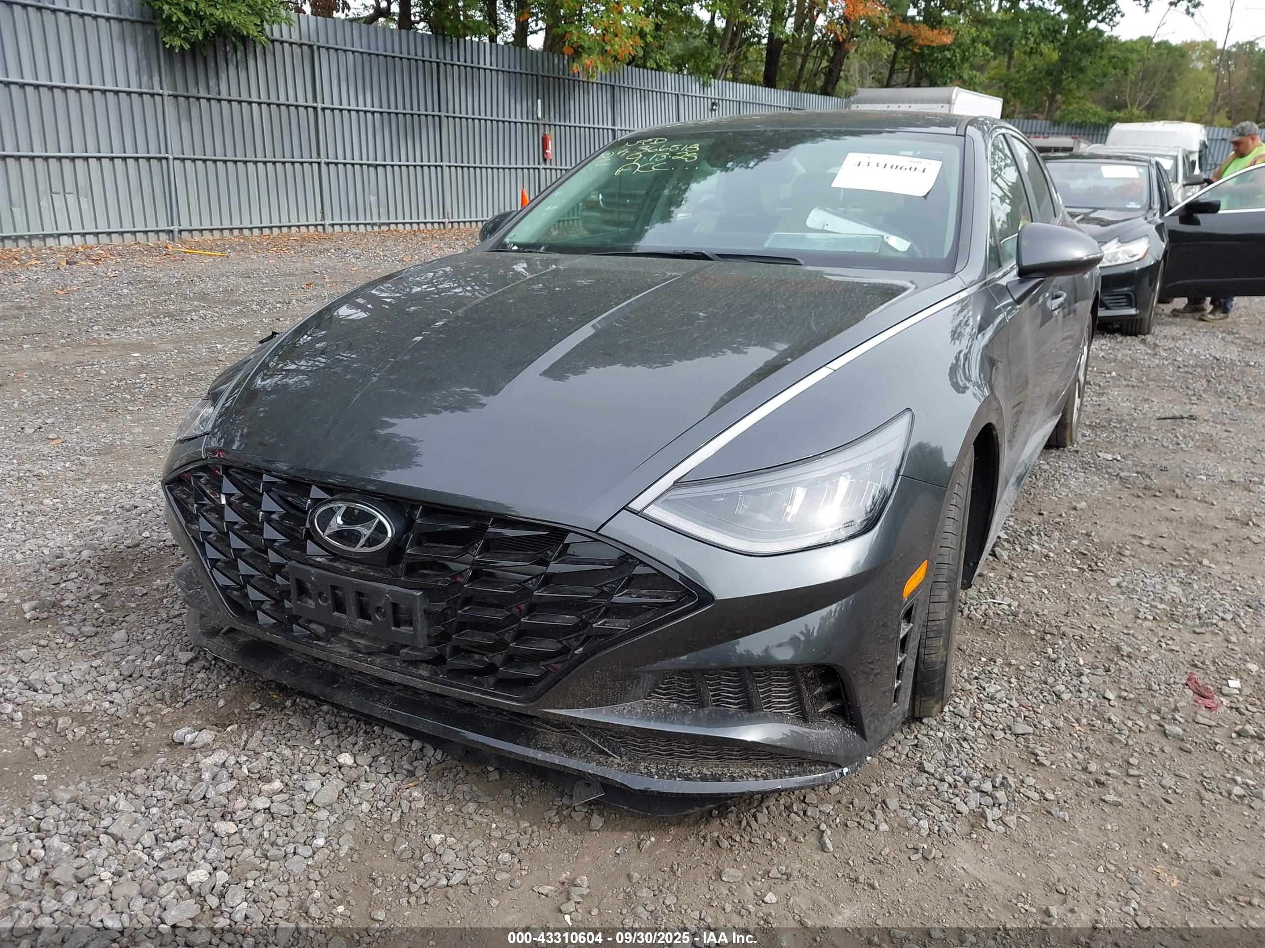 HYUNDAI SONATA image 2