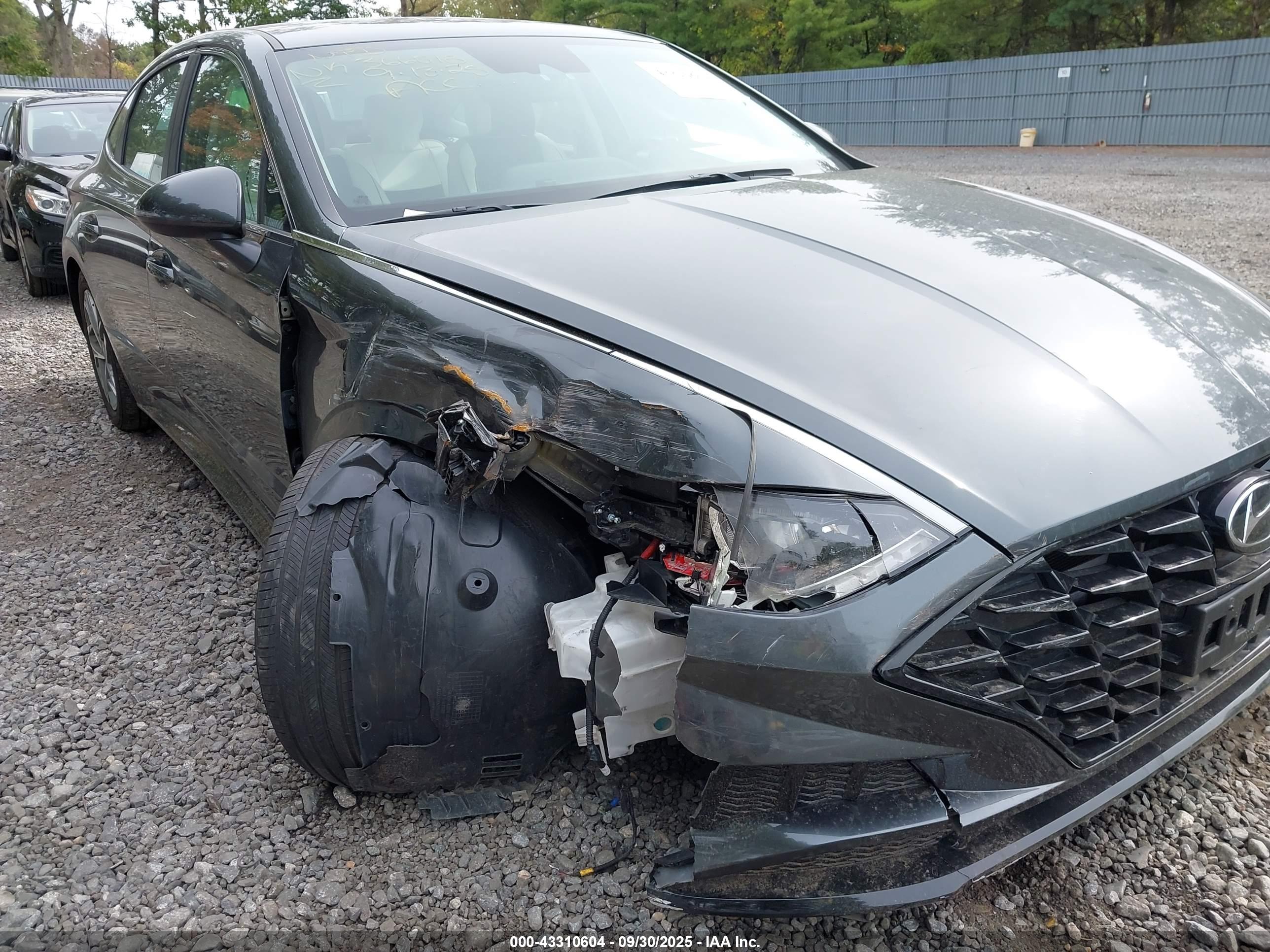 HYUNDAI SONATA image 6