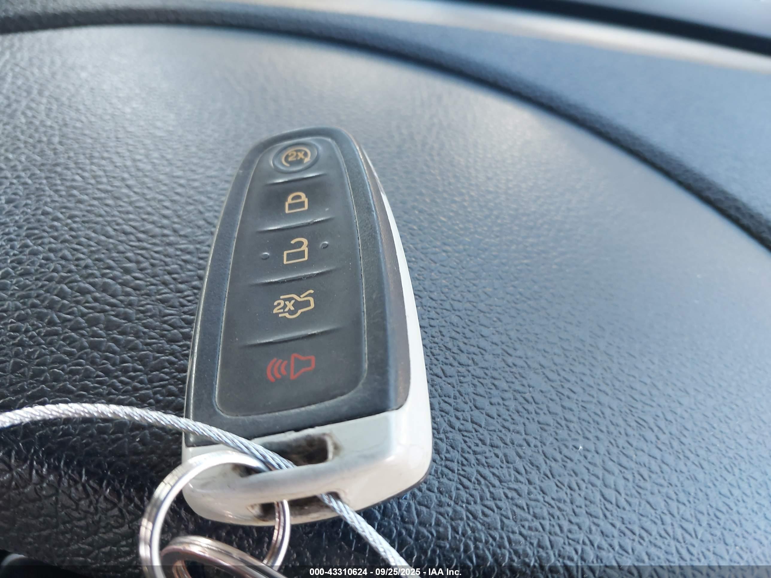 FORD EXPEDITION image 11