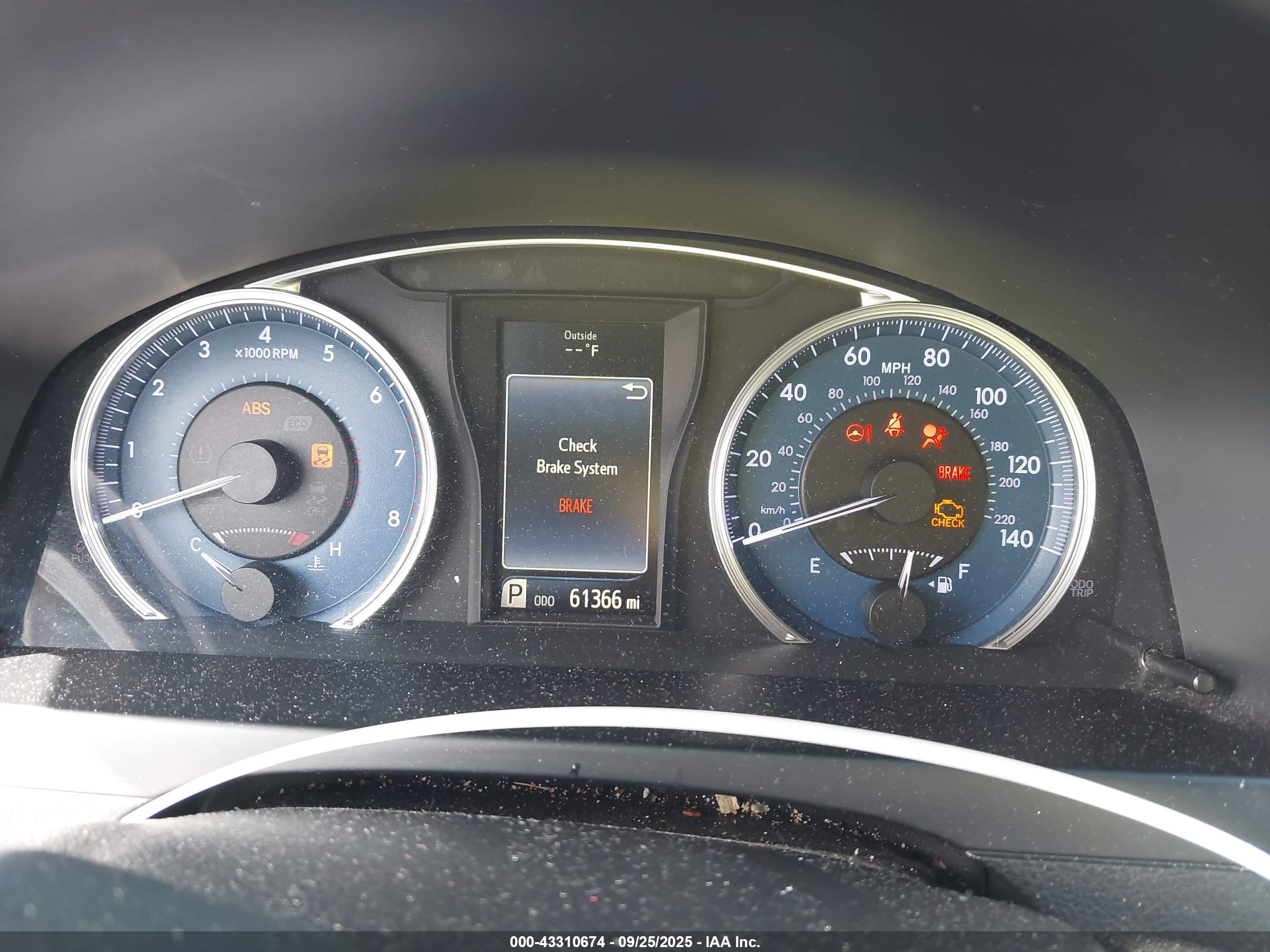TOYOTA CAMRY image 7