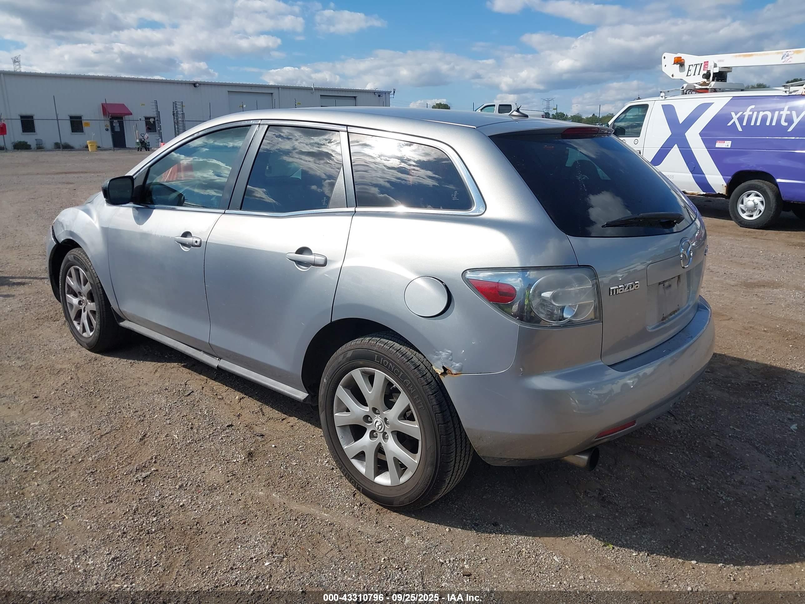 MAZDA CX-7 image 3