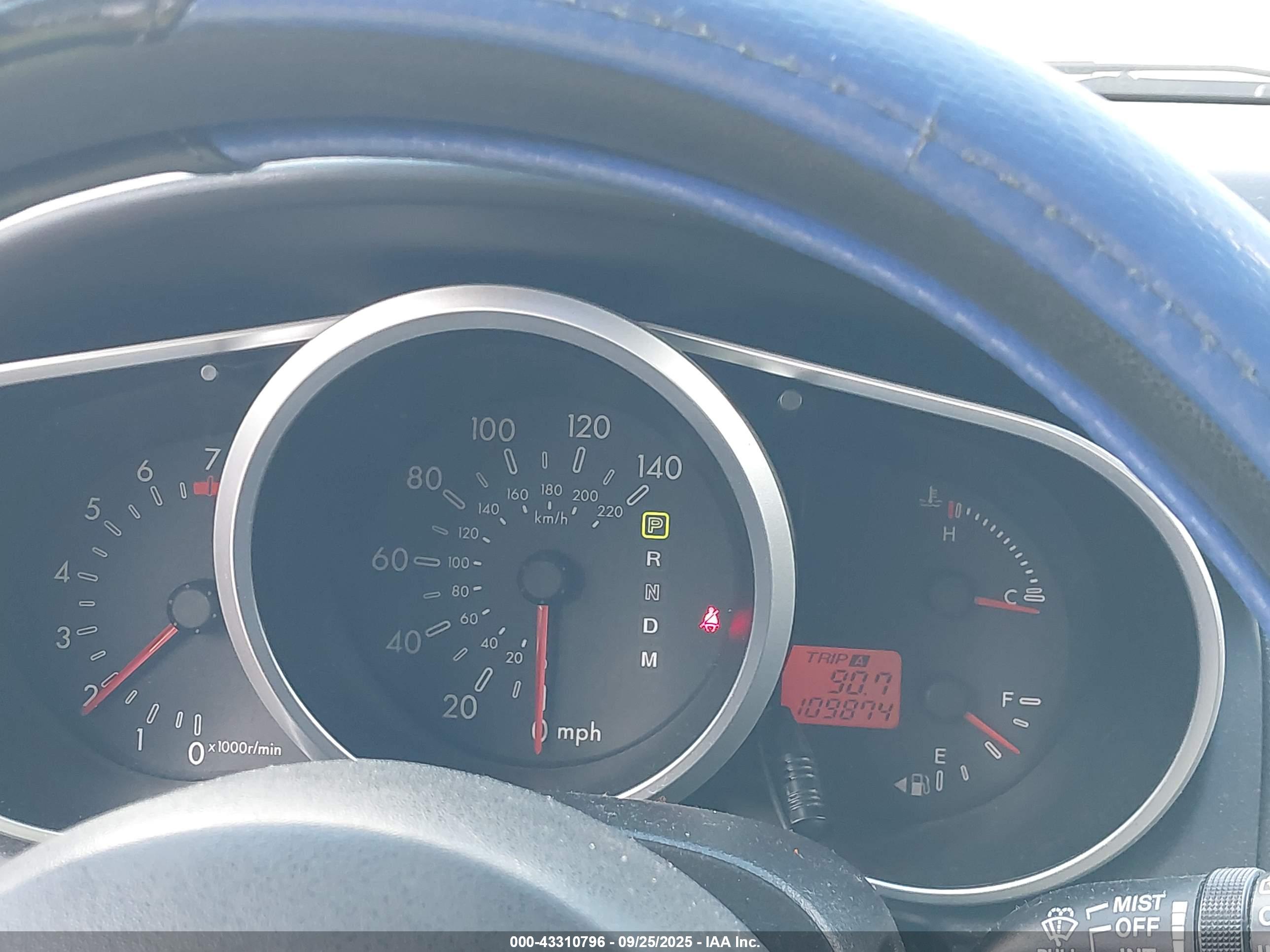 MAZDA CX-7 image 7