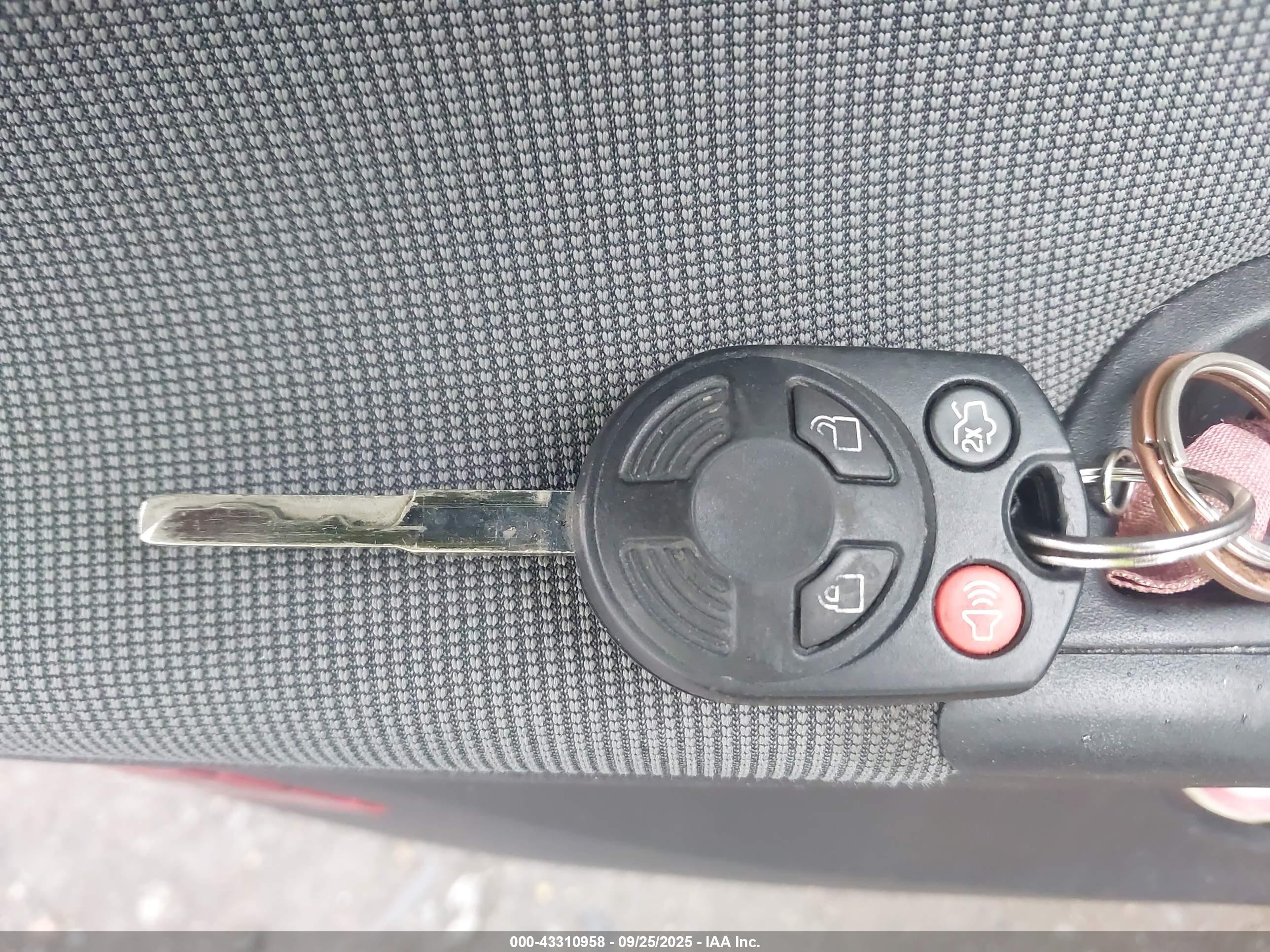 FORD FOCUS image 11