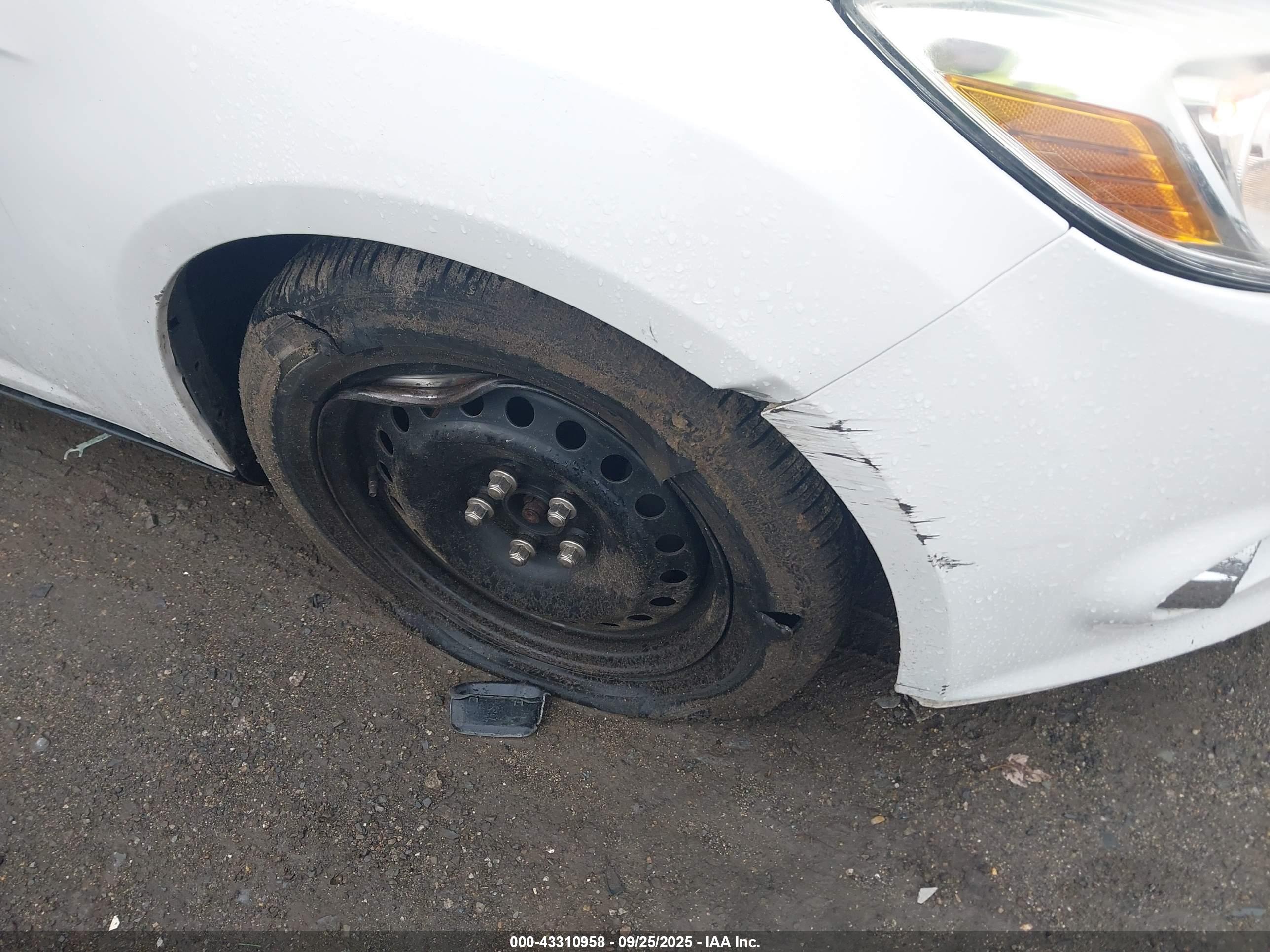 FORD FOCUS image 6