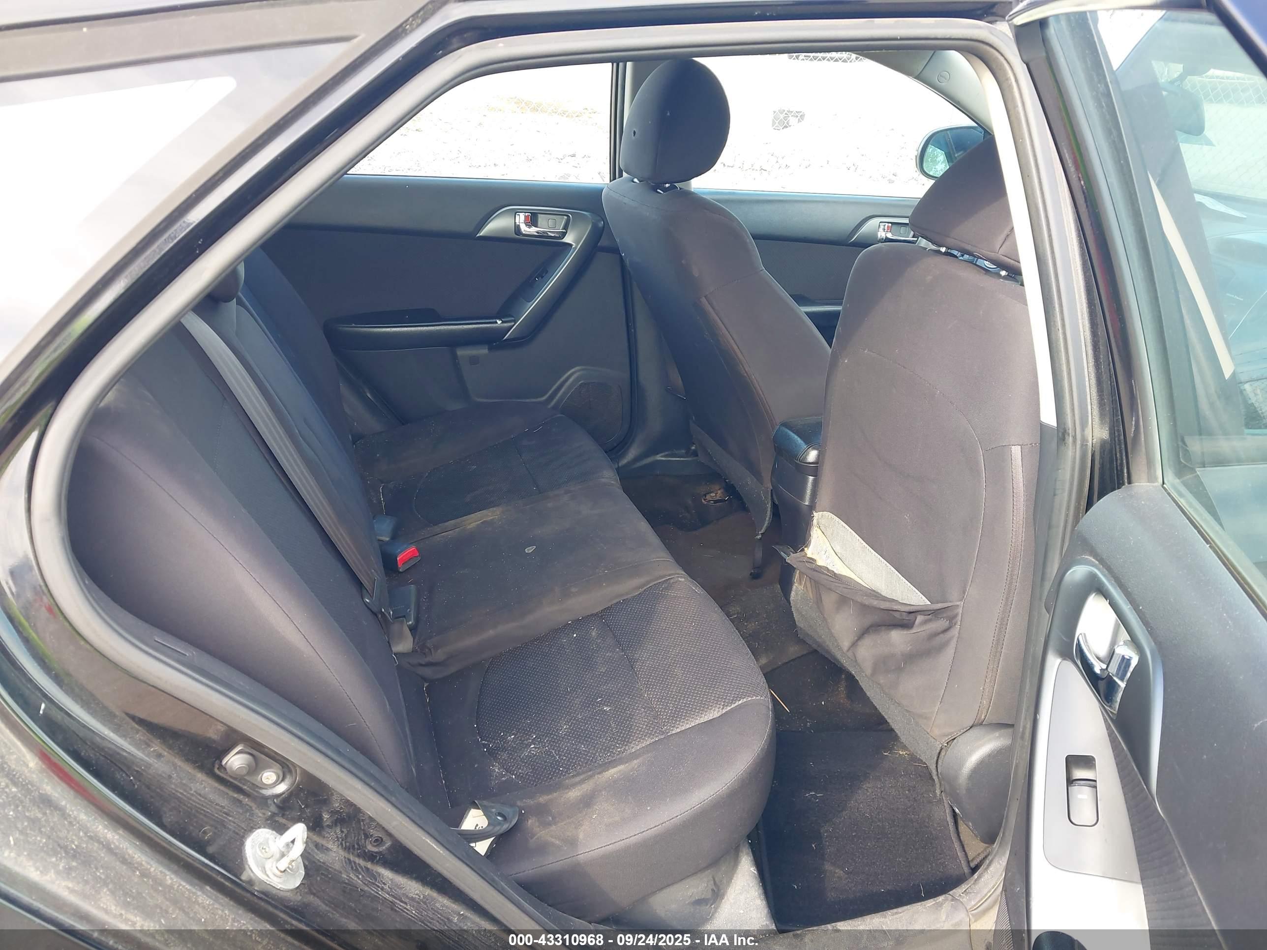 KIA FORTE image 8