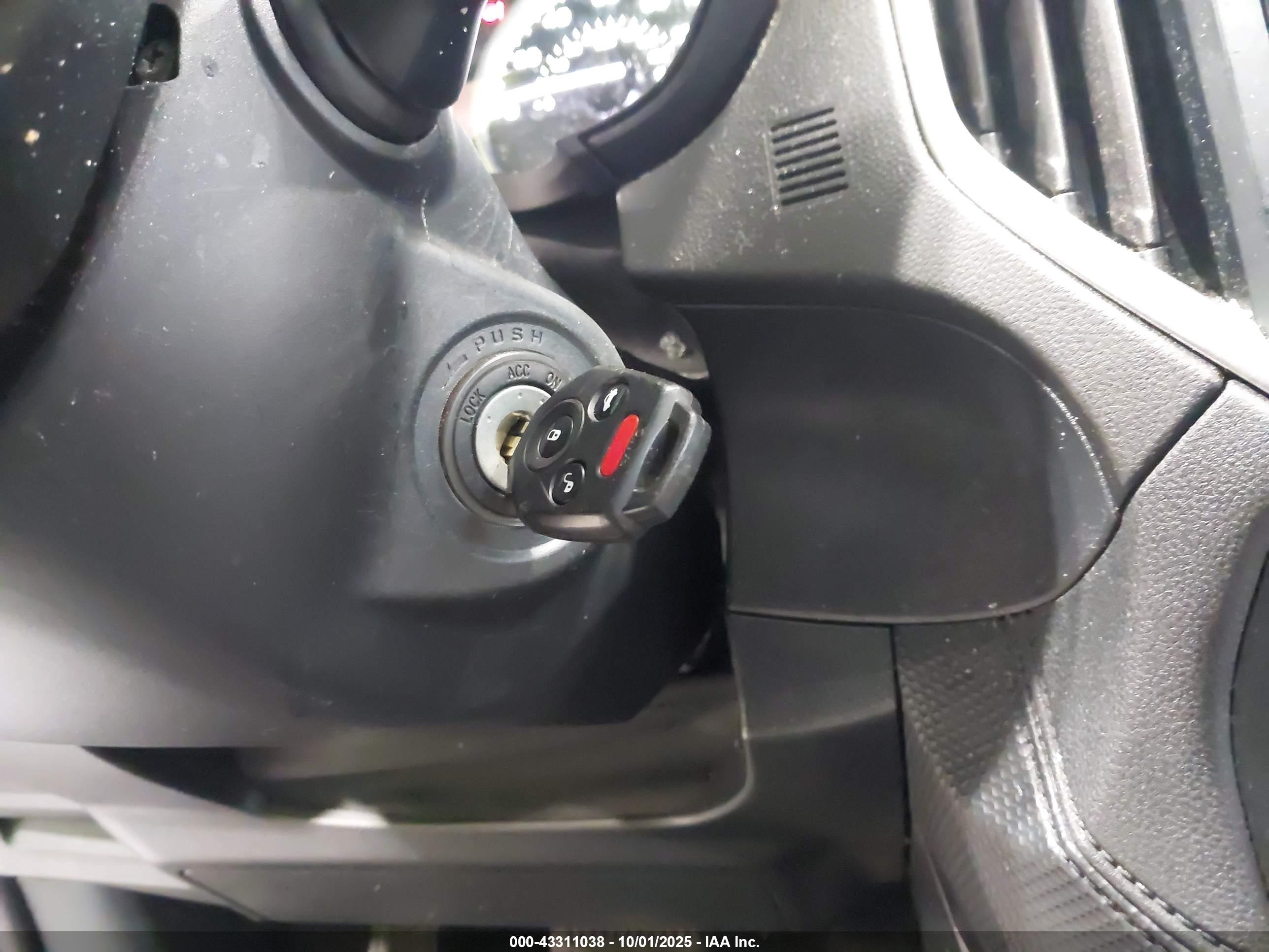 SUBARU FORESTER image 11