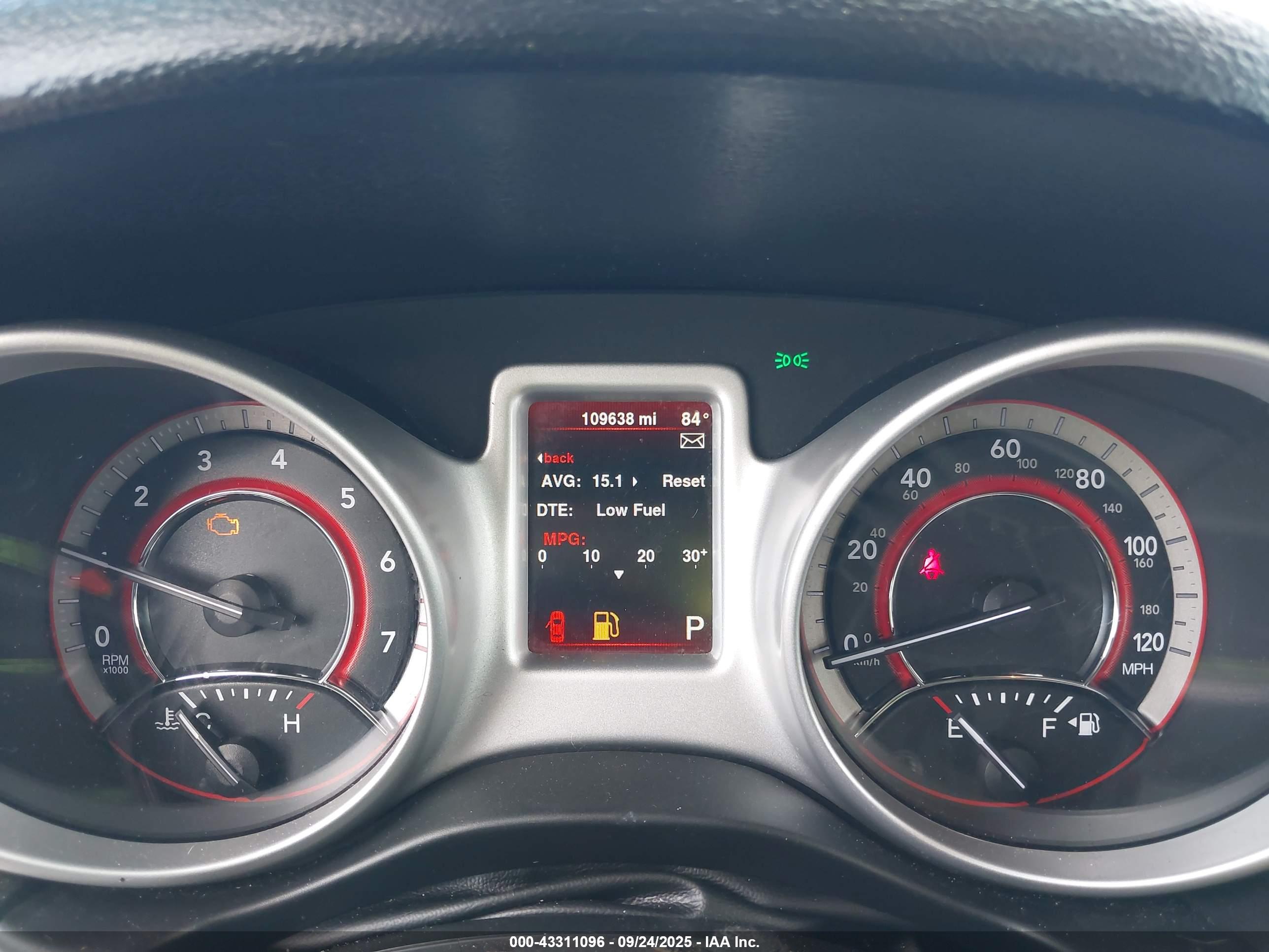DODGE JOURNEY image 7
