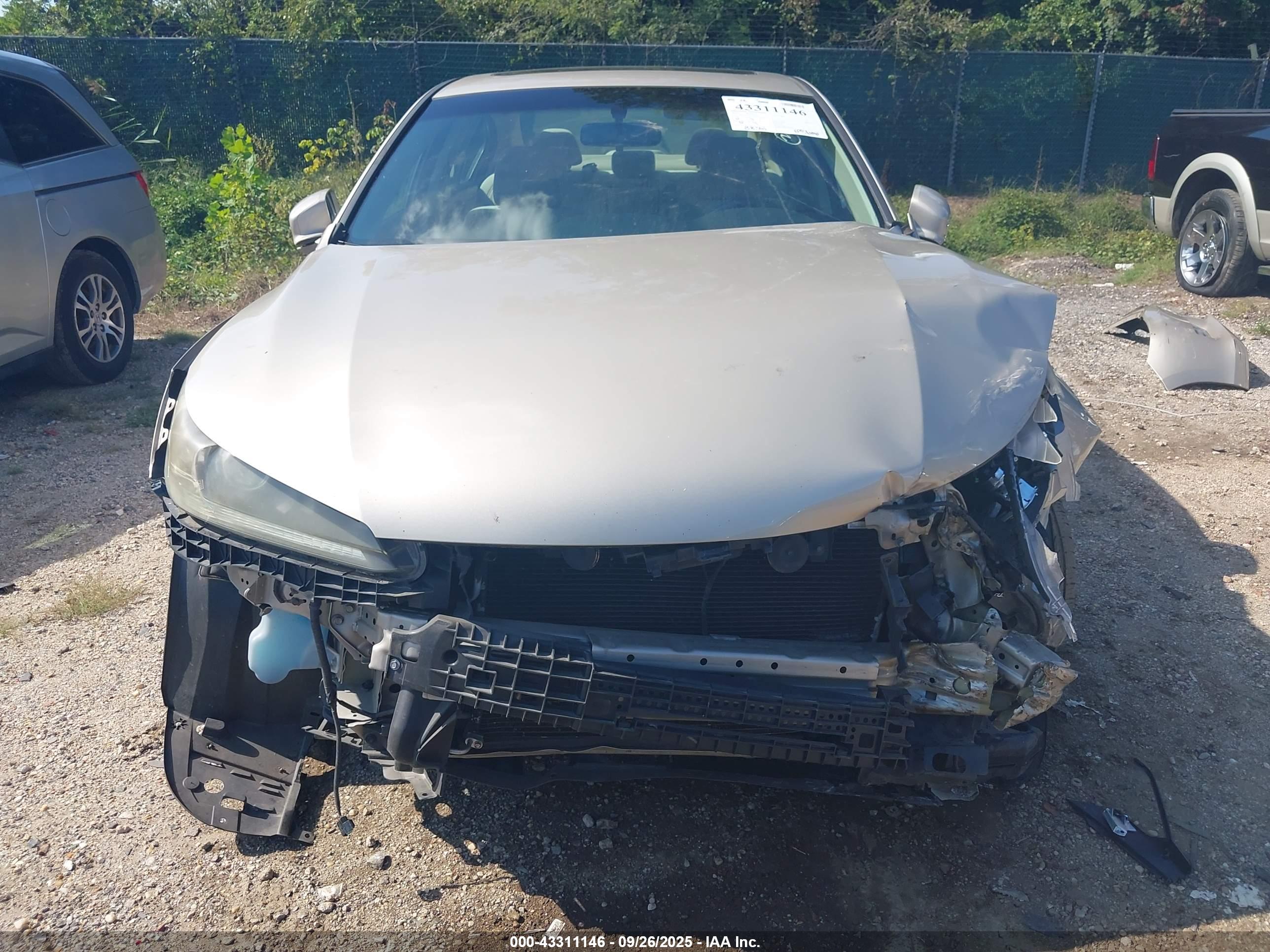 HONDA ACCORD image 6