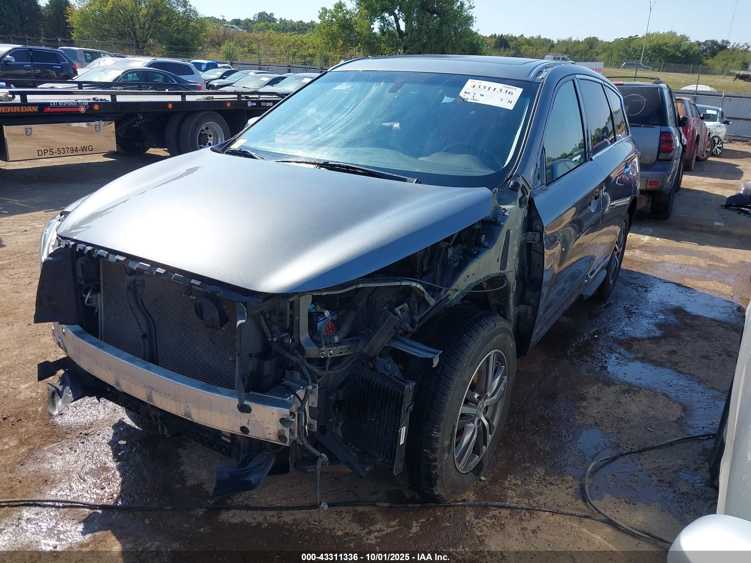 INFINITI QX60 image 2