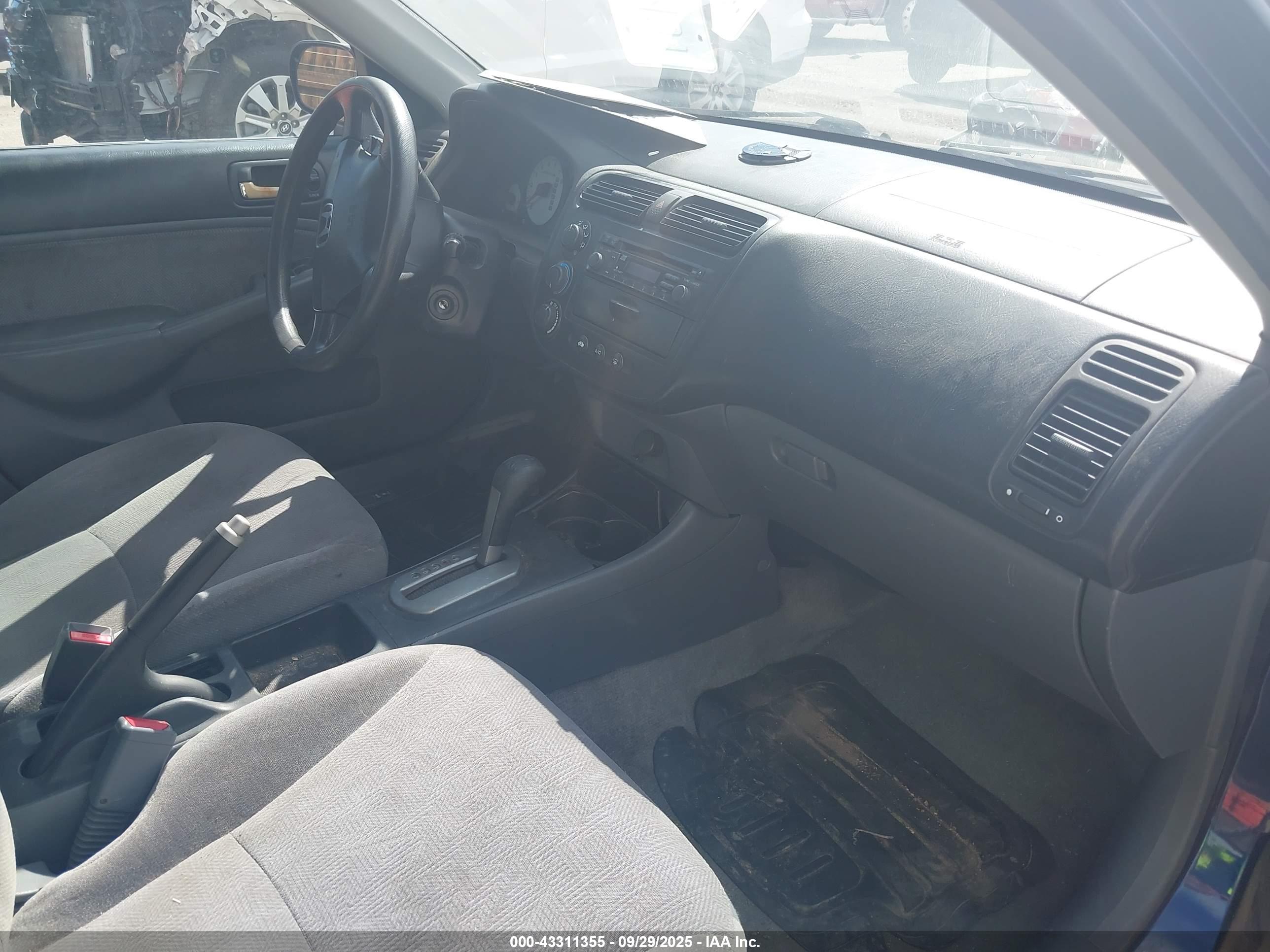 HONDA CIVIC image 5