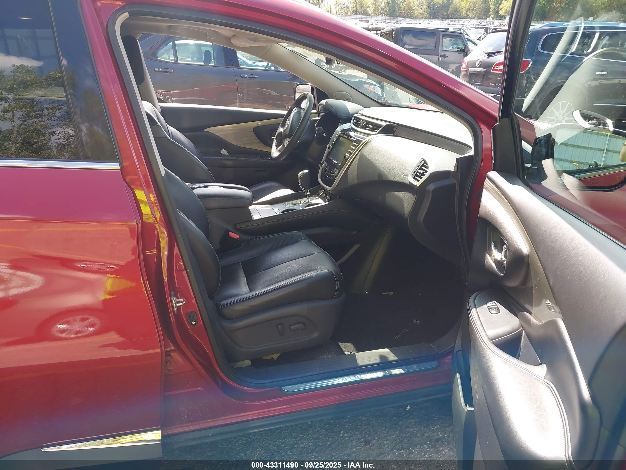 NISSAN MURANO image 5