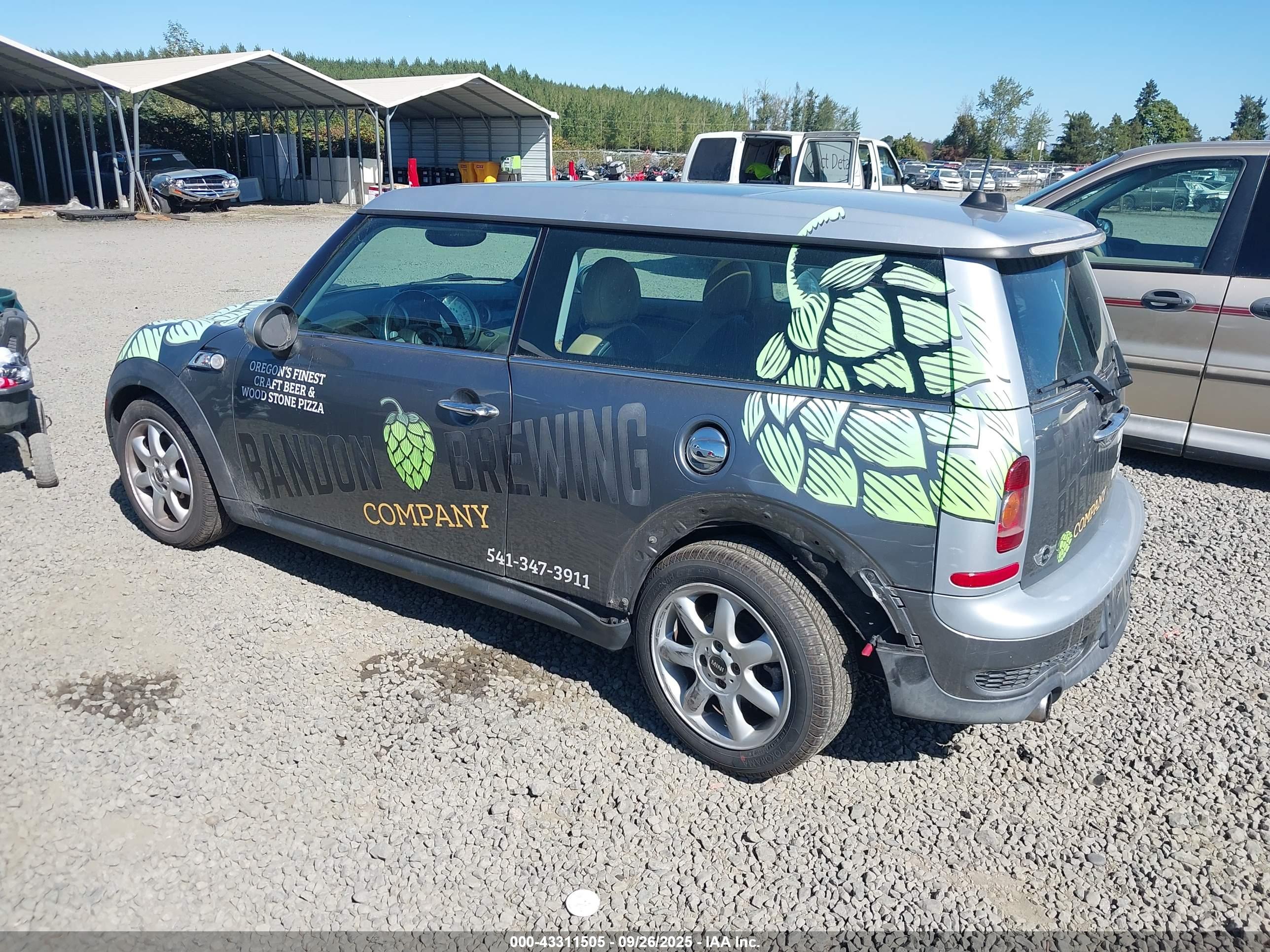 MINI COOPER image 3