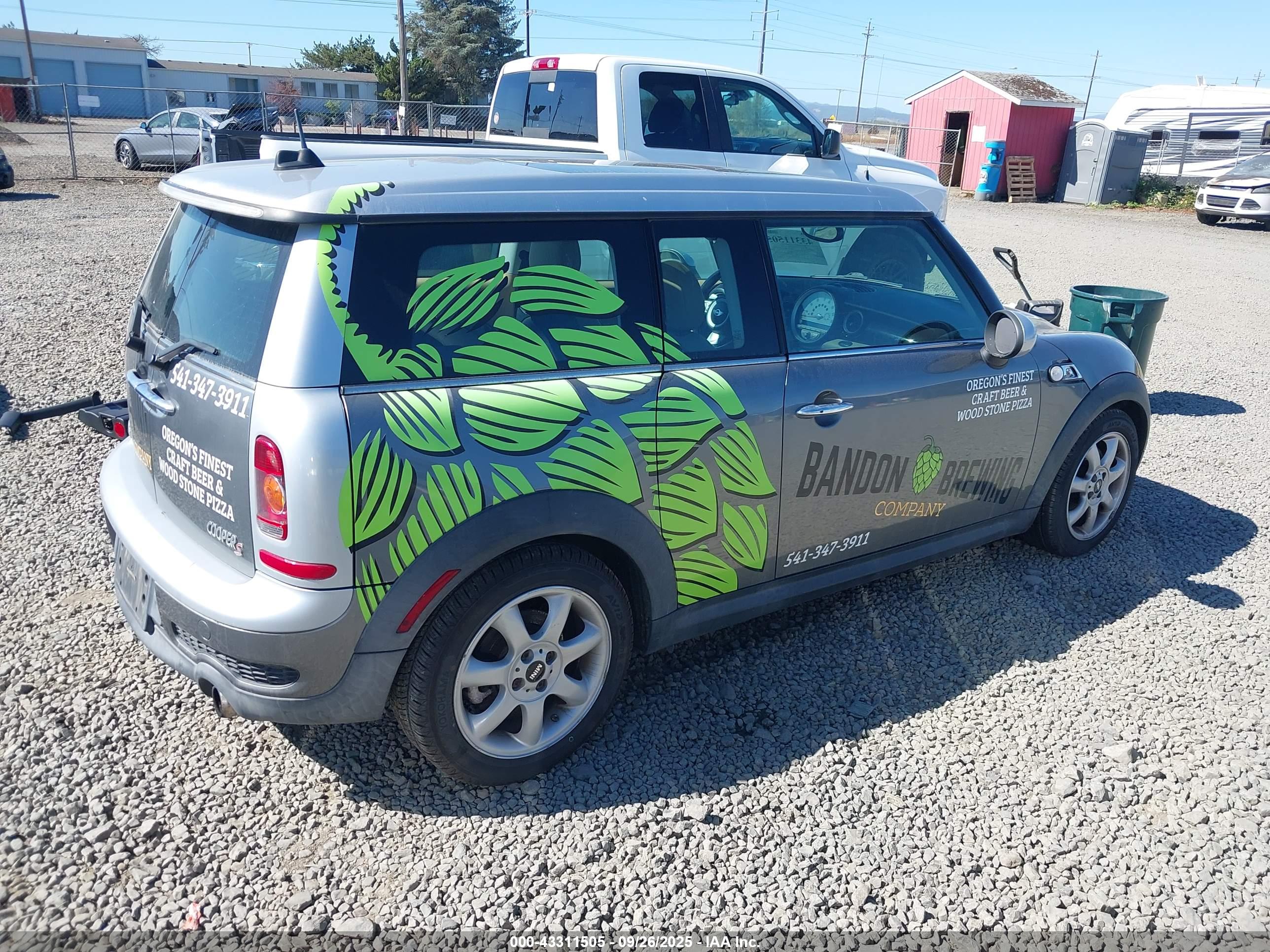 MINI COOPER image 4