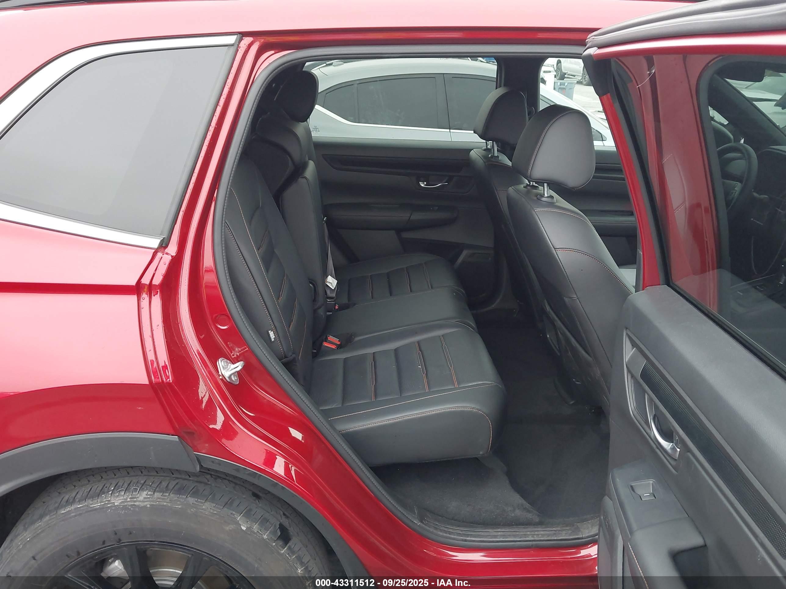 HONDA CR-V image 8