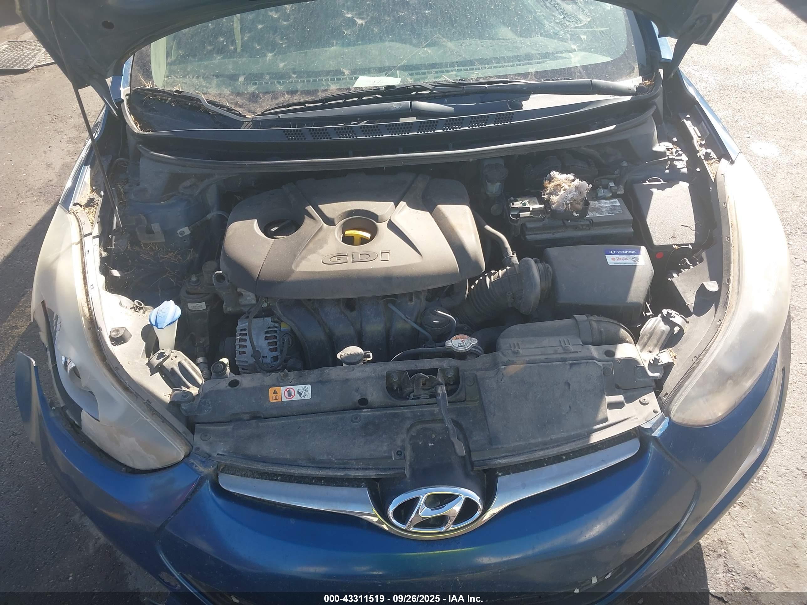 HYUNDAI ELANTRA image 10