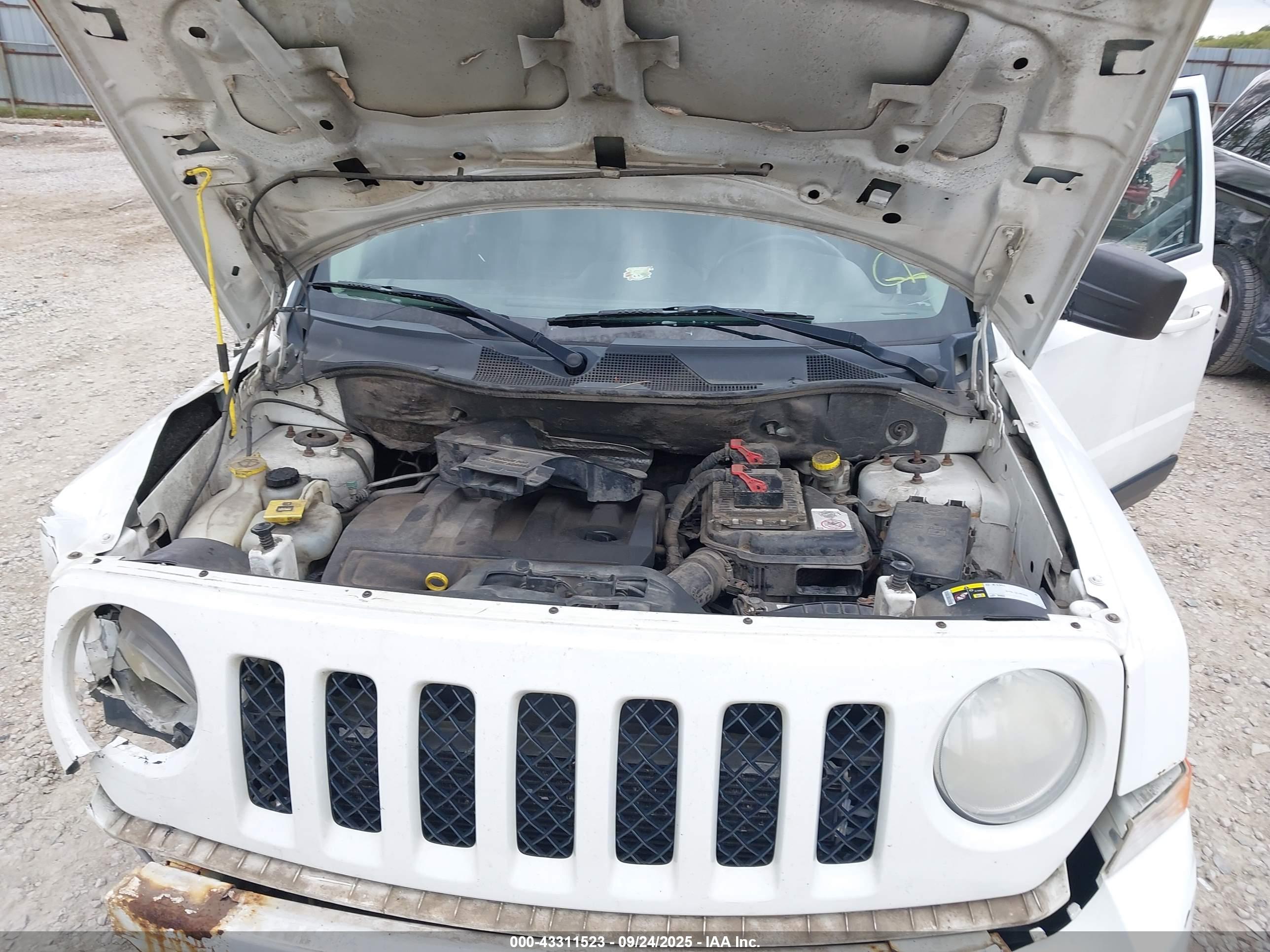 JEEP PATRIOT image 10