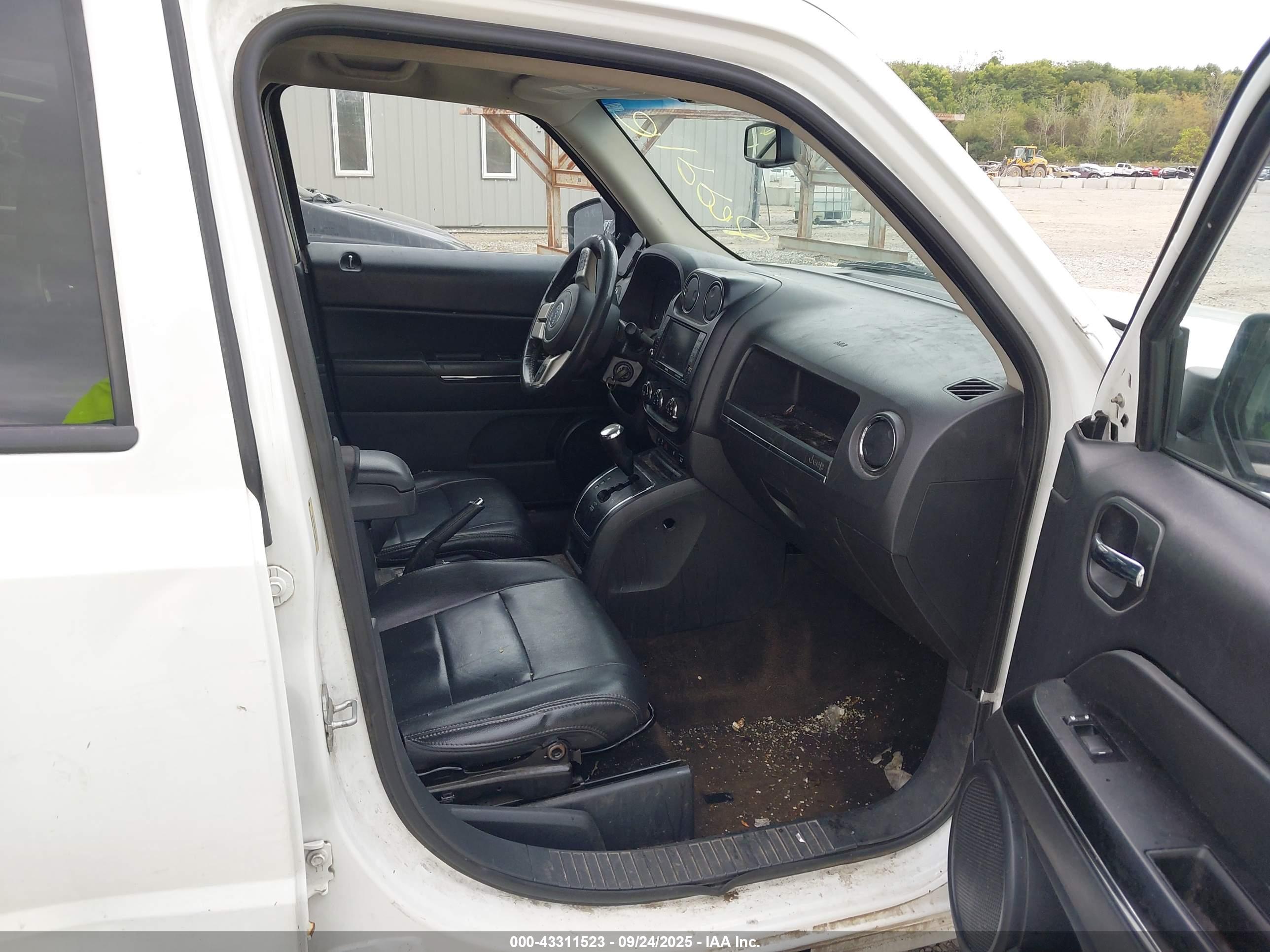 JEEP PATRIOT image 5