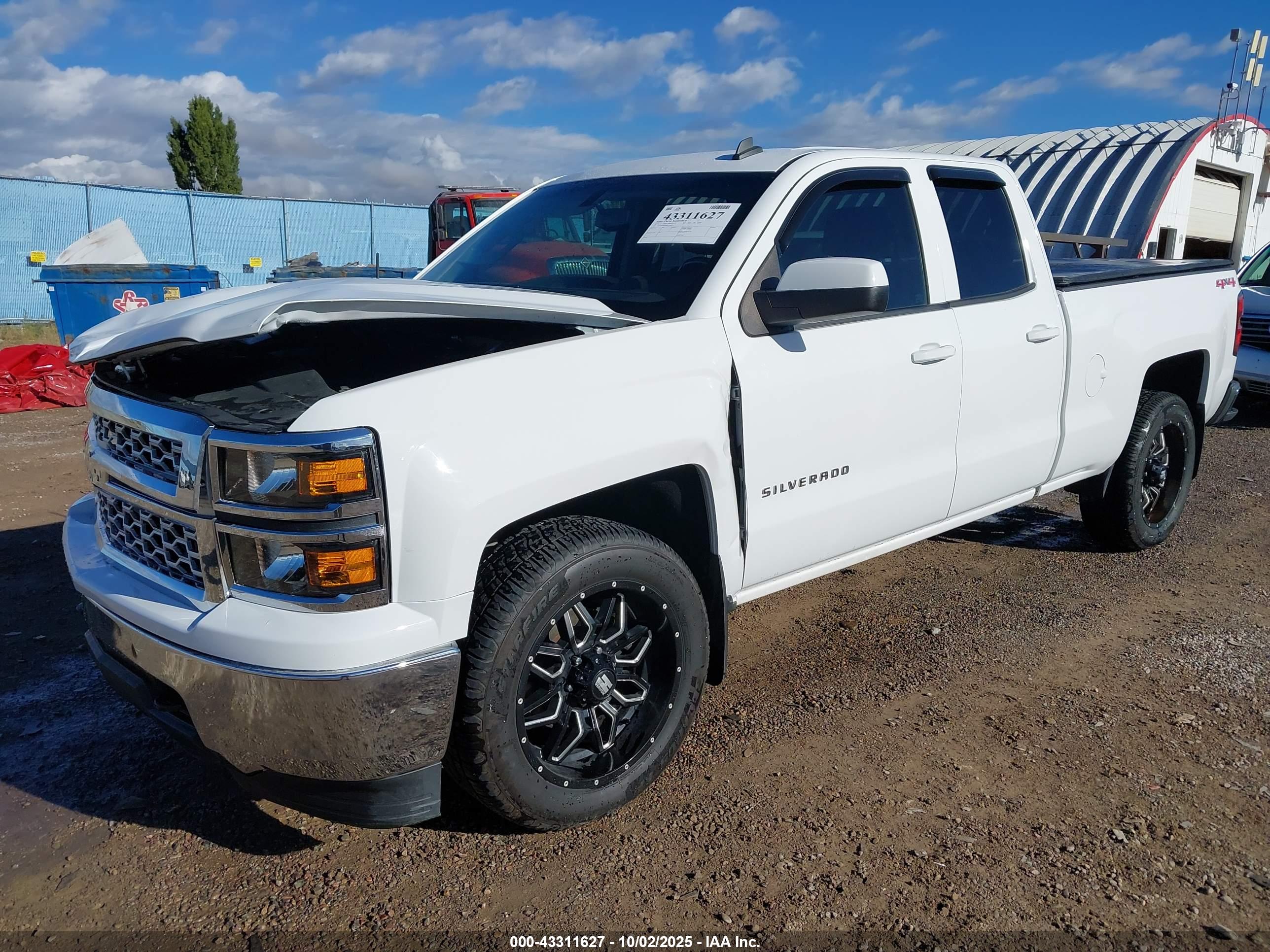CHEVROLET SILVERADO image 2