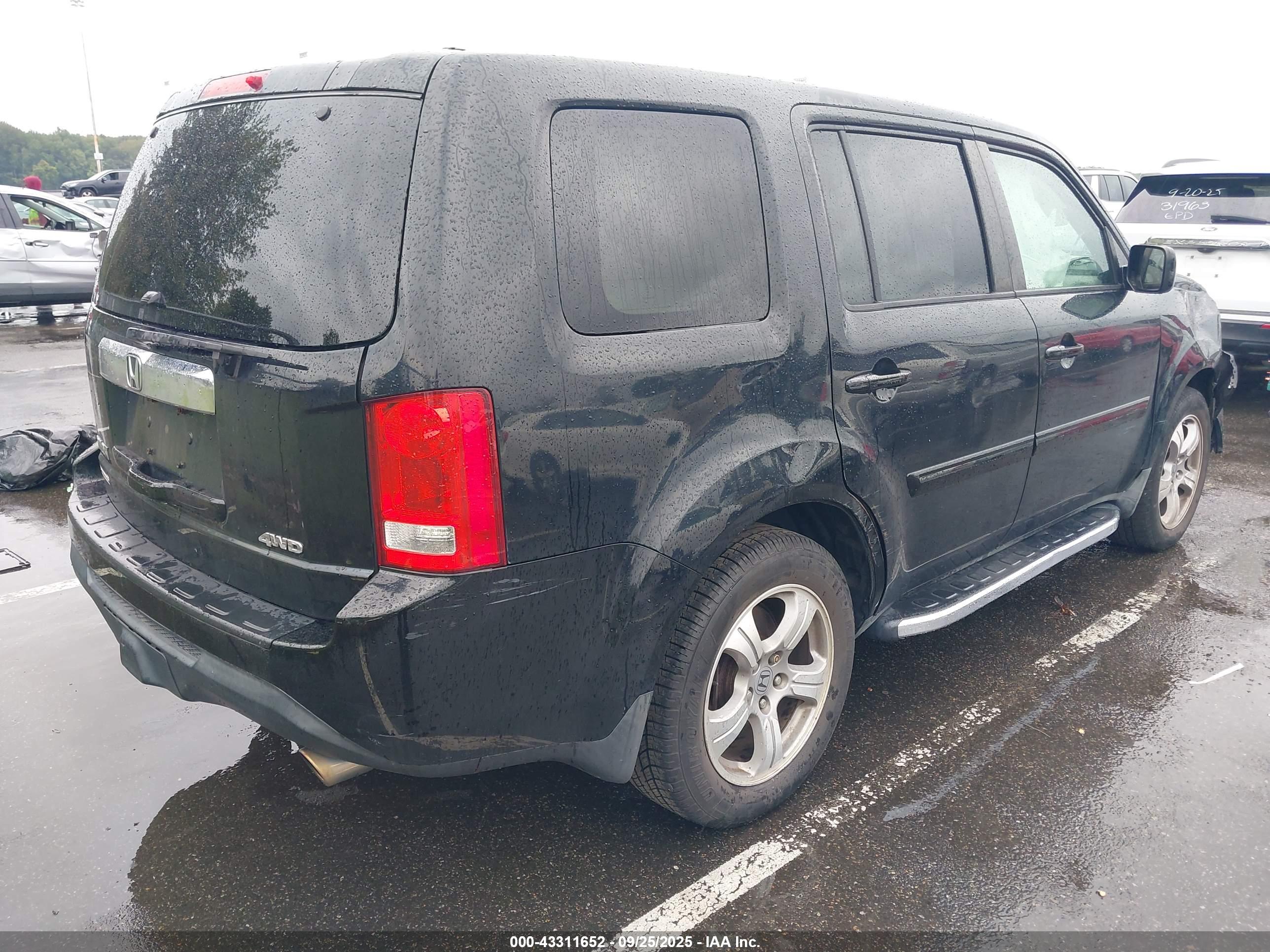 HONDA PILOT image 4