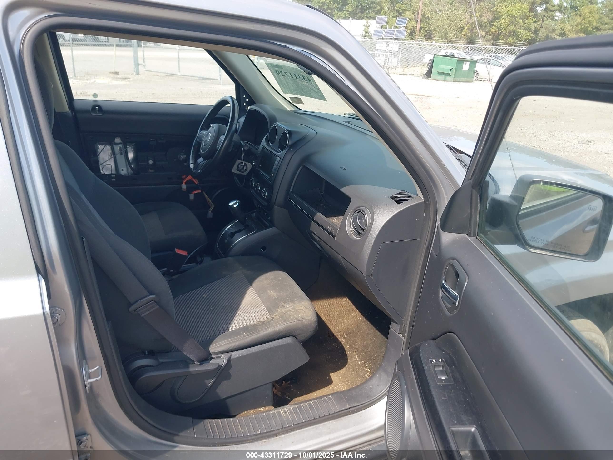 JEEP PATRIOT image 5