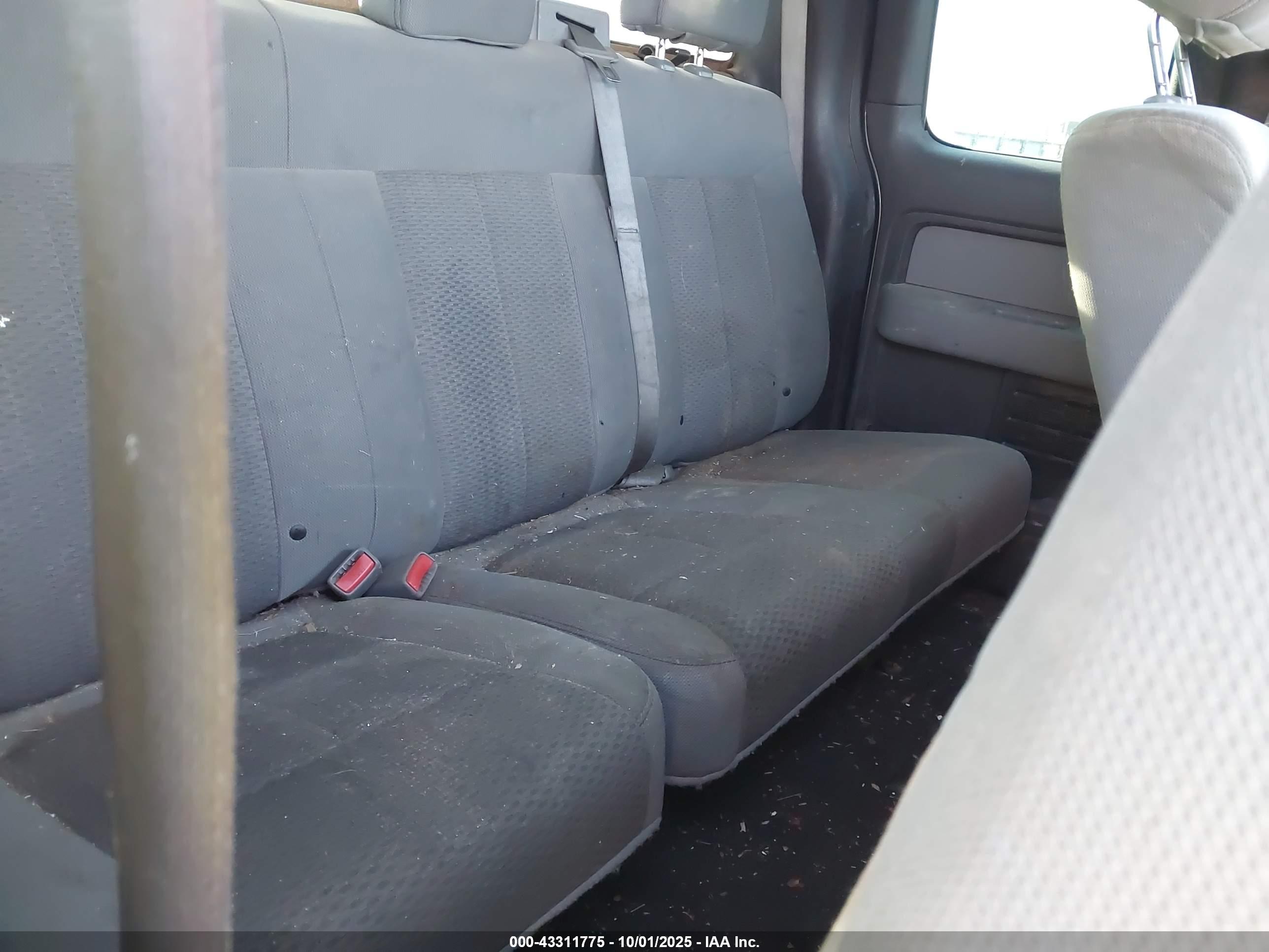FORD F-150 image 8