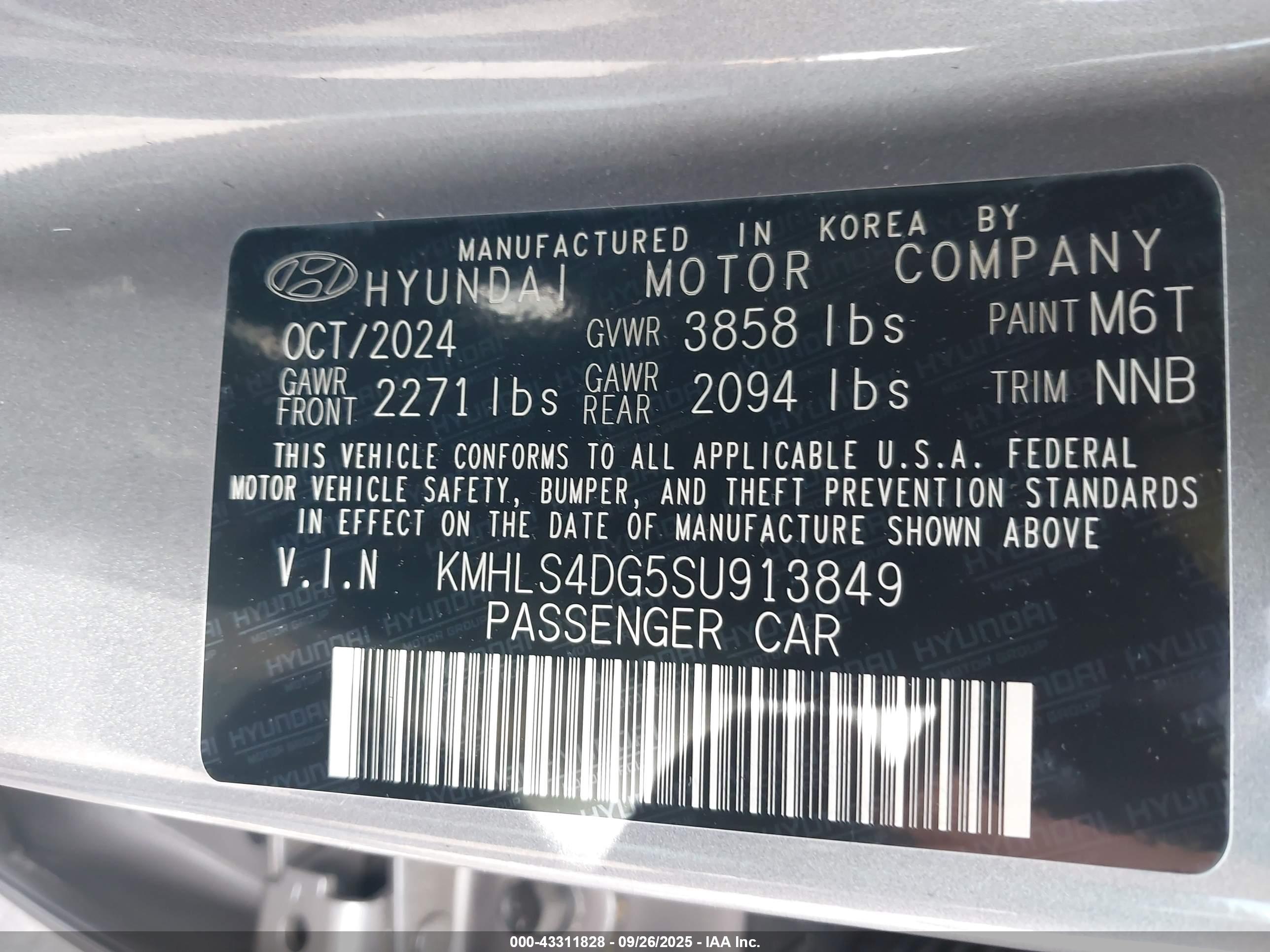 HYUNDAI ELANTRA image 9