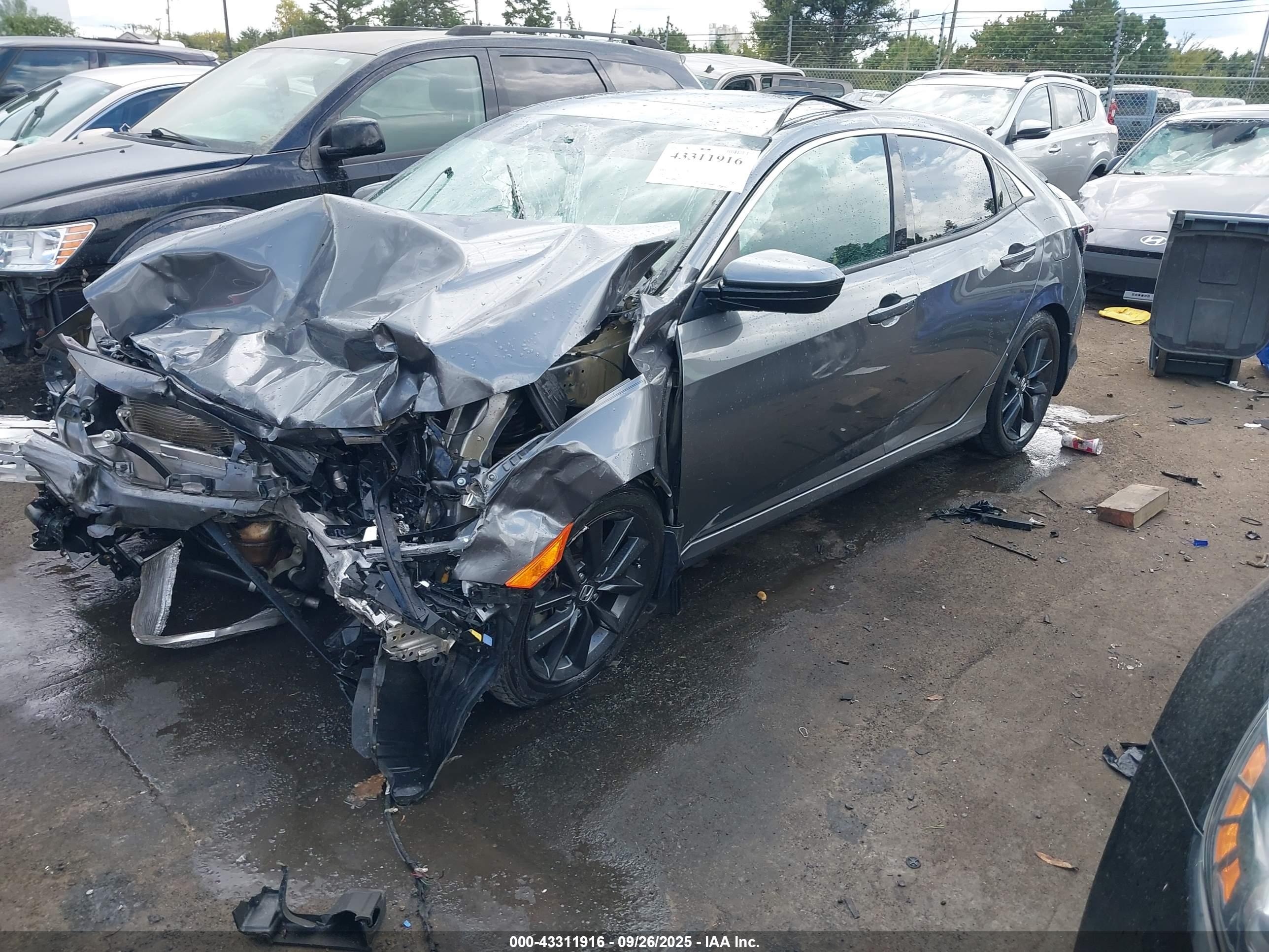 HONDA CIVIC image 2