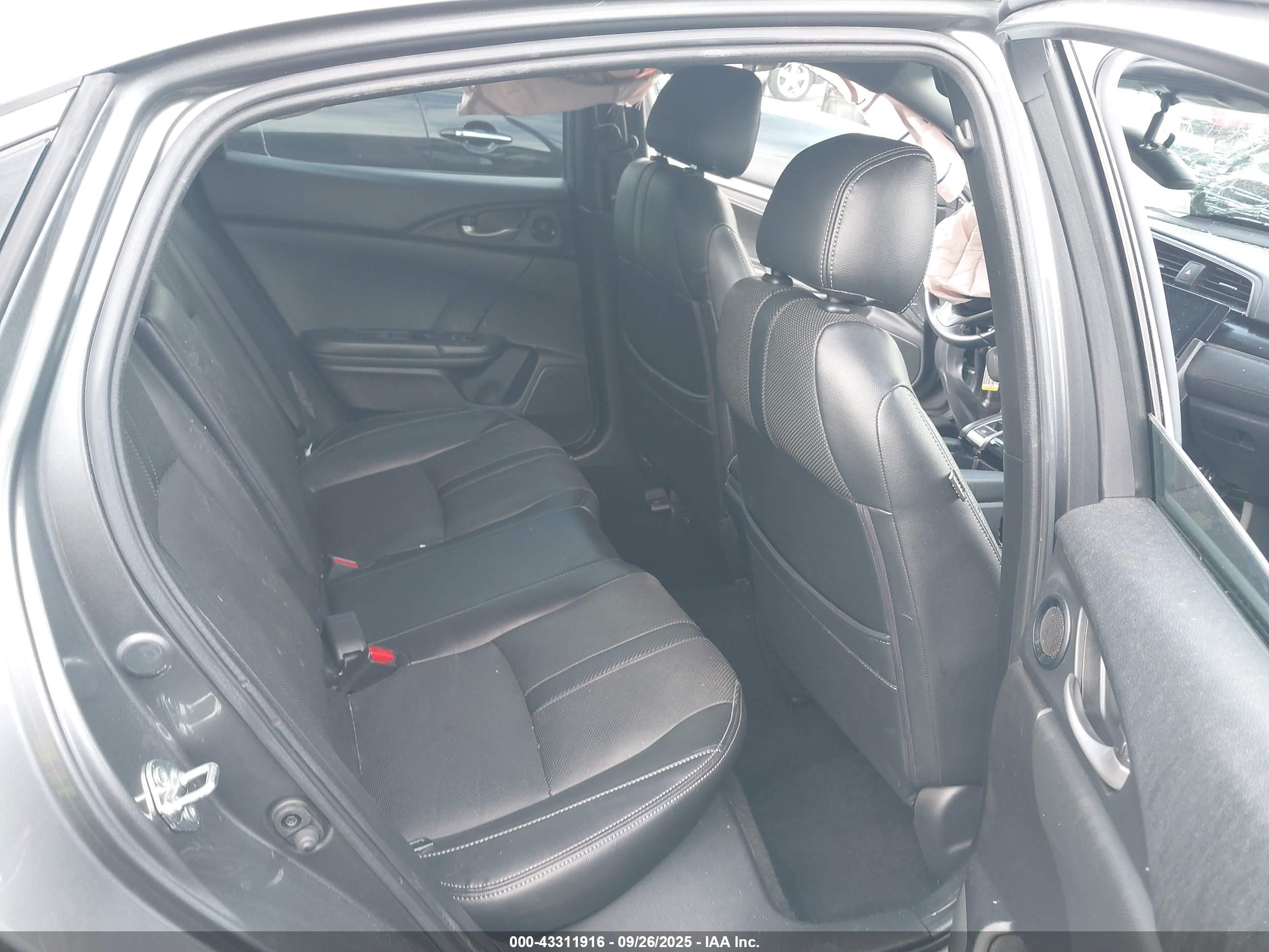 HONDA CIVIC image 8