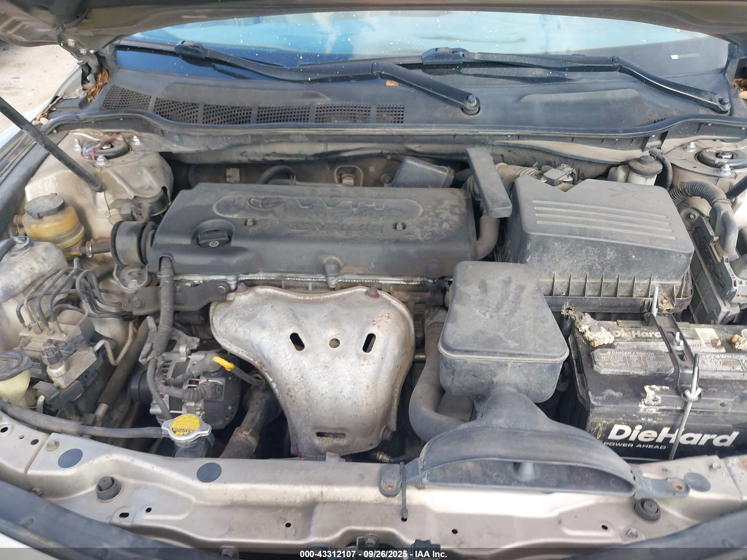TOYOTA CAMRY image 10
