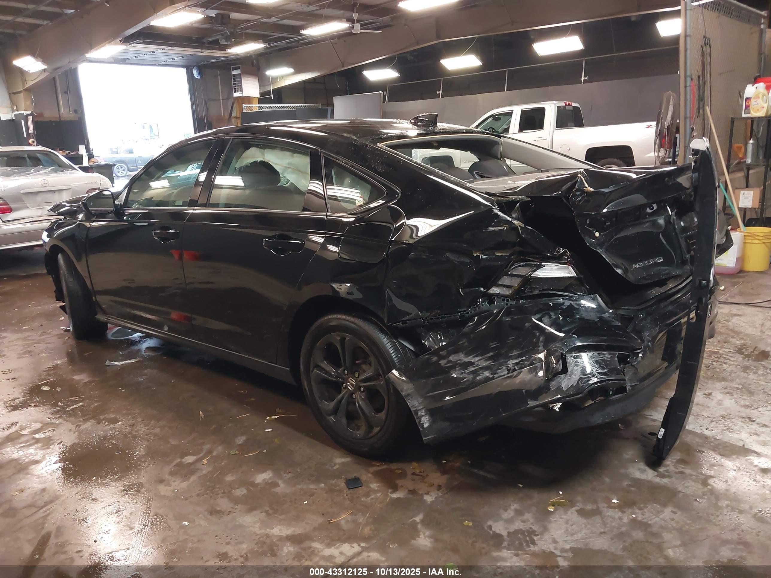 HONDA ACCORD image 3