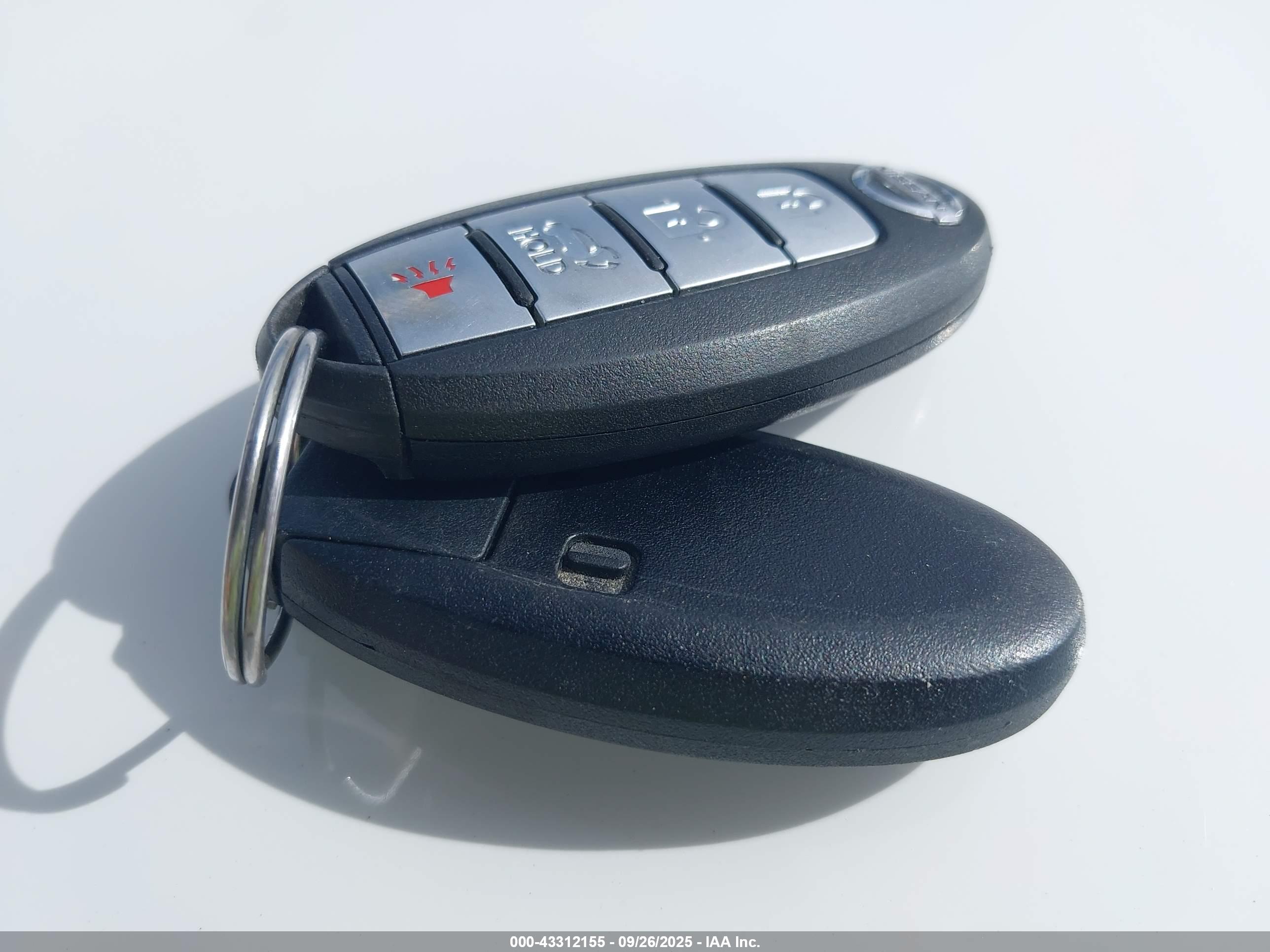 NISSAN ROGUE image 11