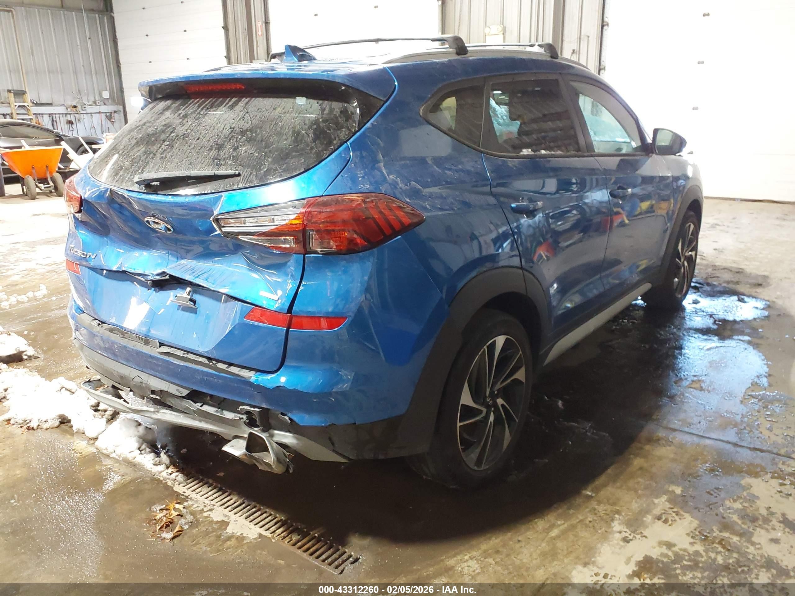 HYUNDAI TUCSON image 4