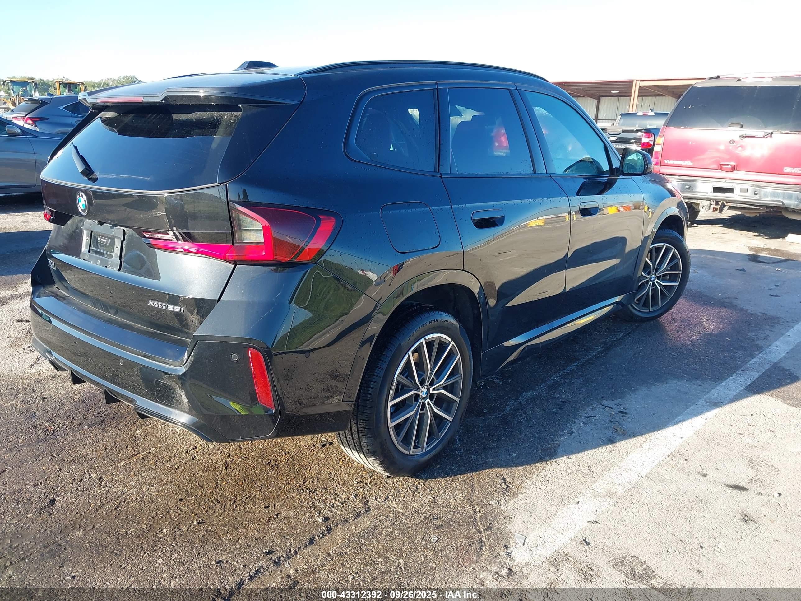 BMW X1 image 4