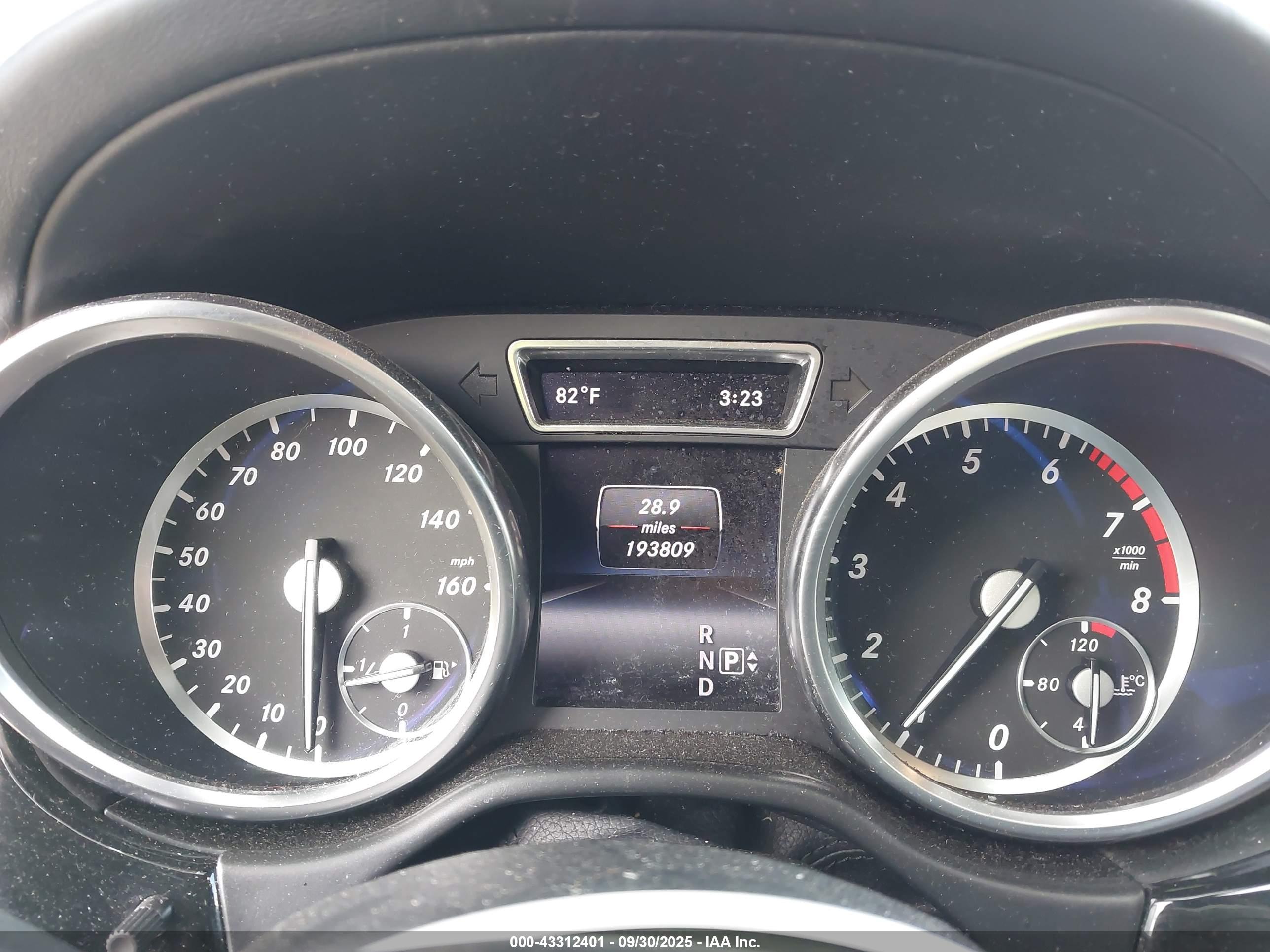 MERCEDES-BENZ ML image 7