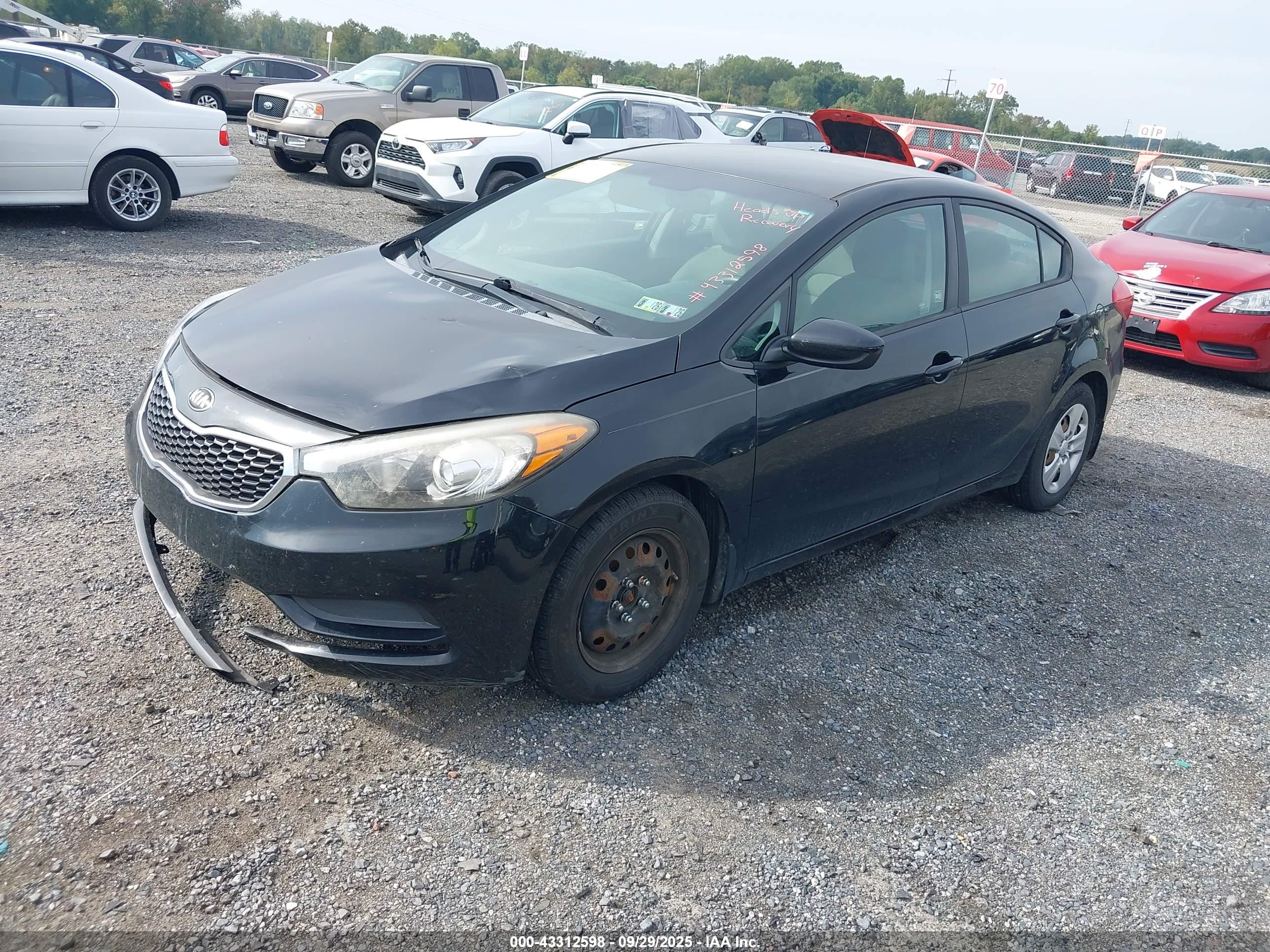 KIA FORTE image 2