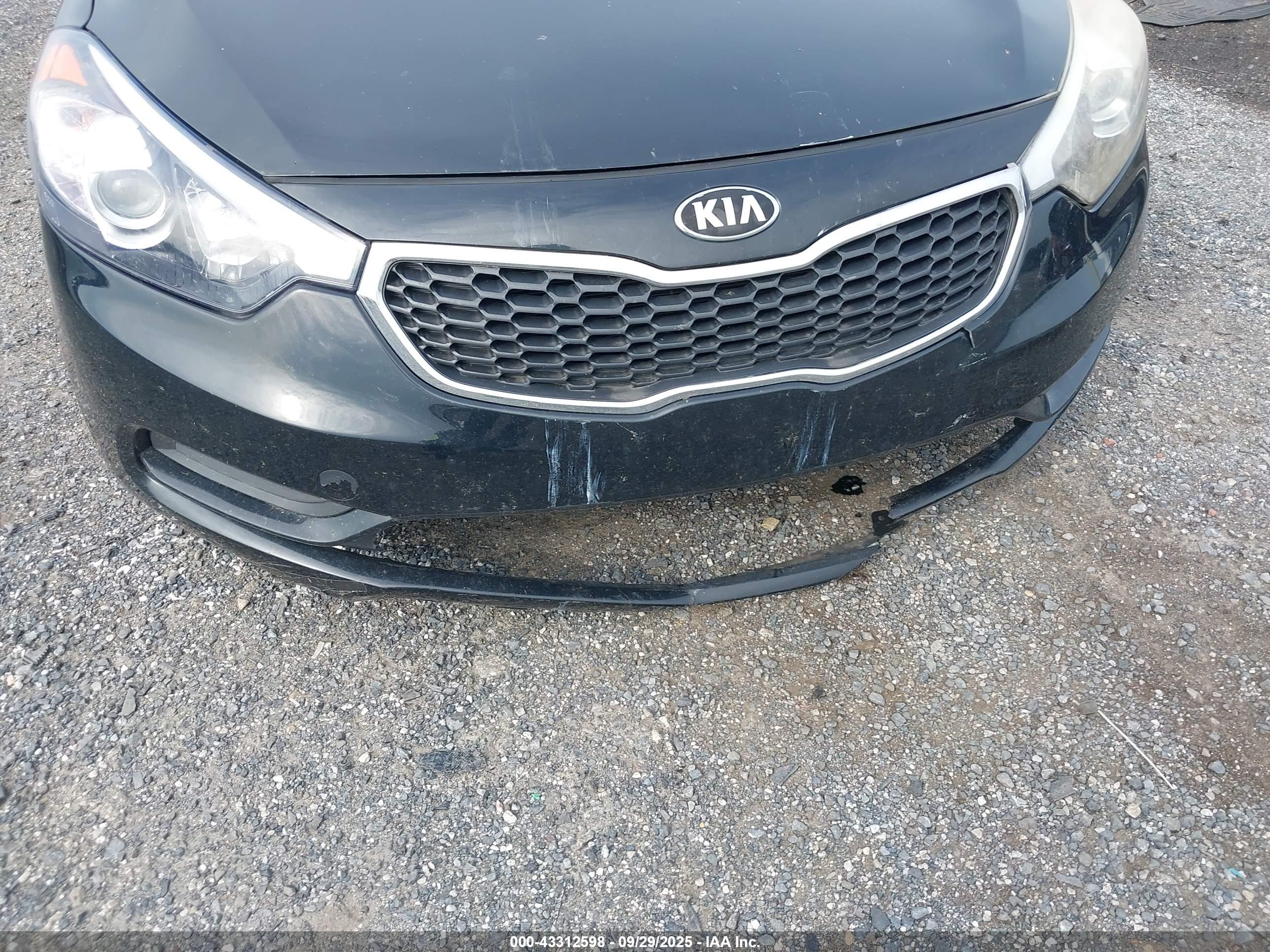 KIA FORTE image 6