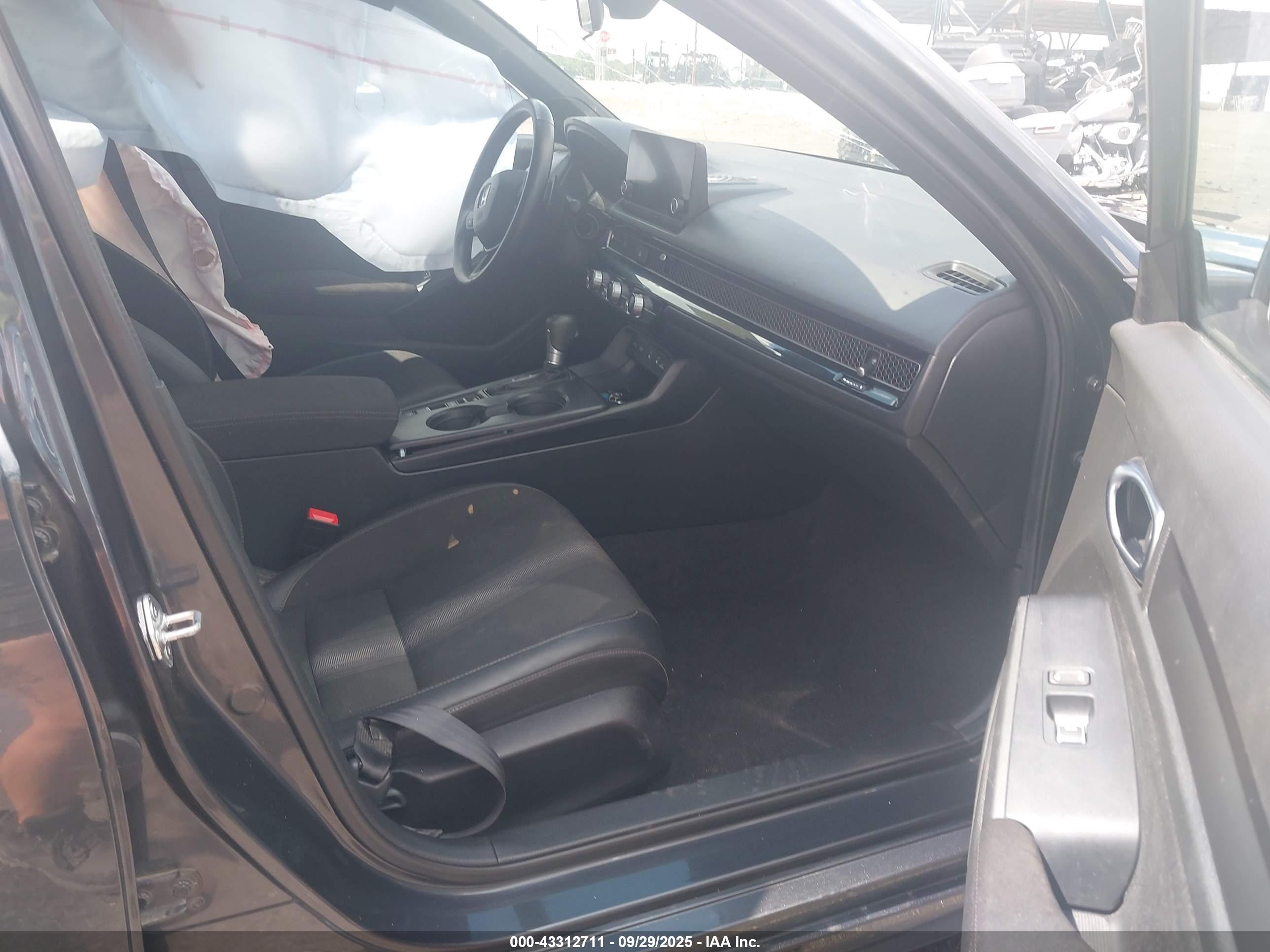 HONDA CIVIC image 5