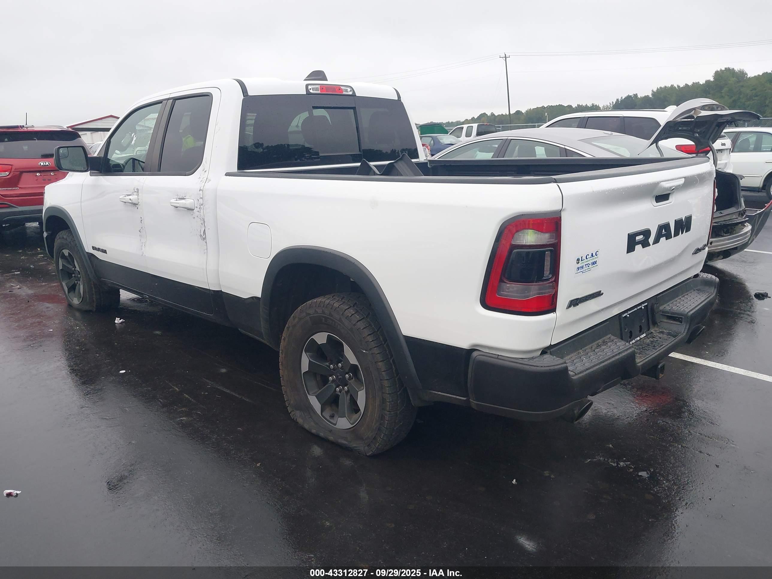 RAM 1500 image 3