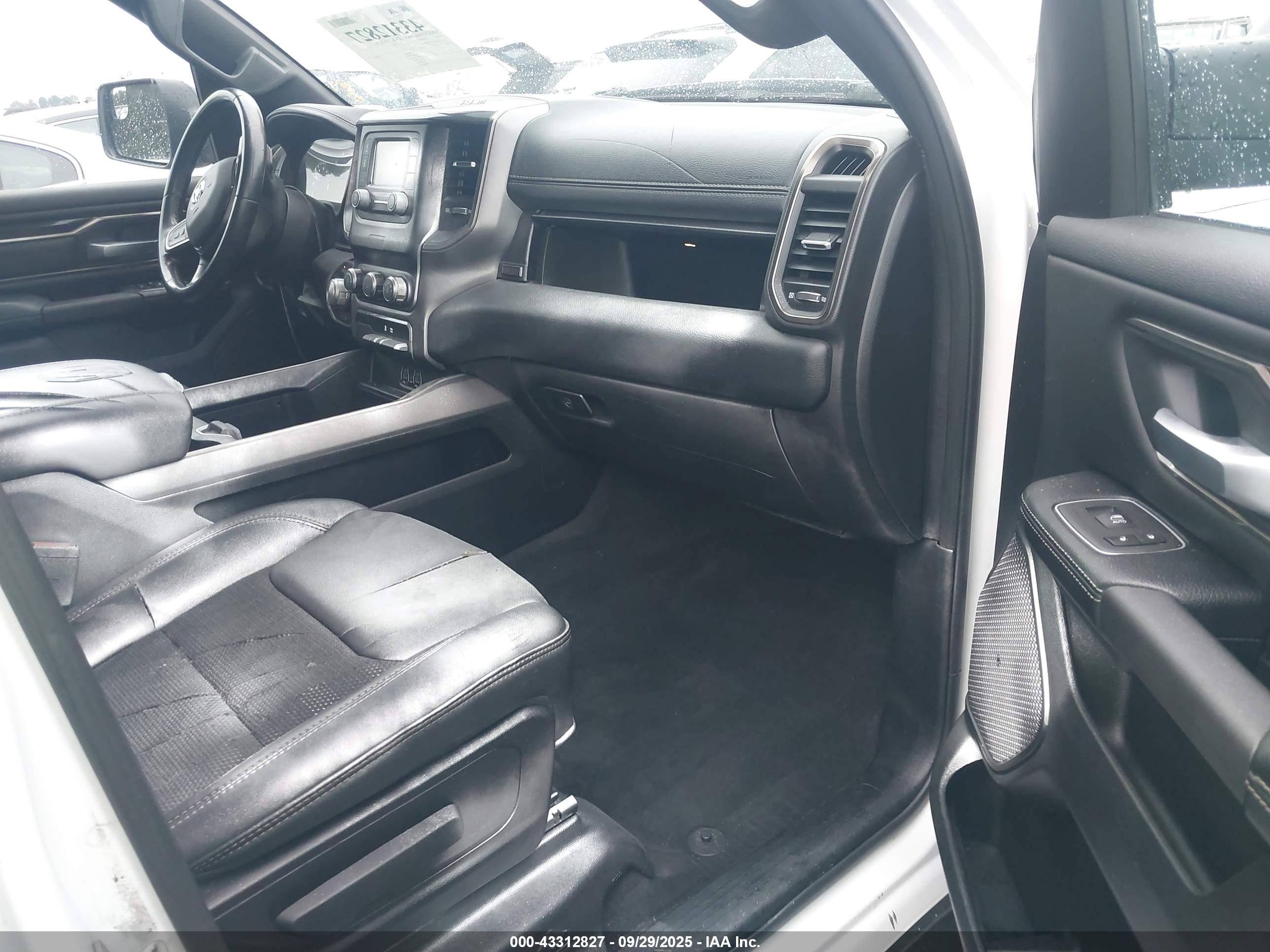 RAM 1500 image 5
