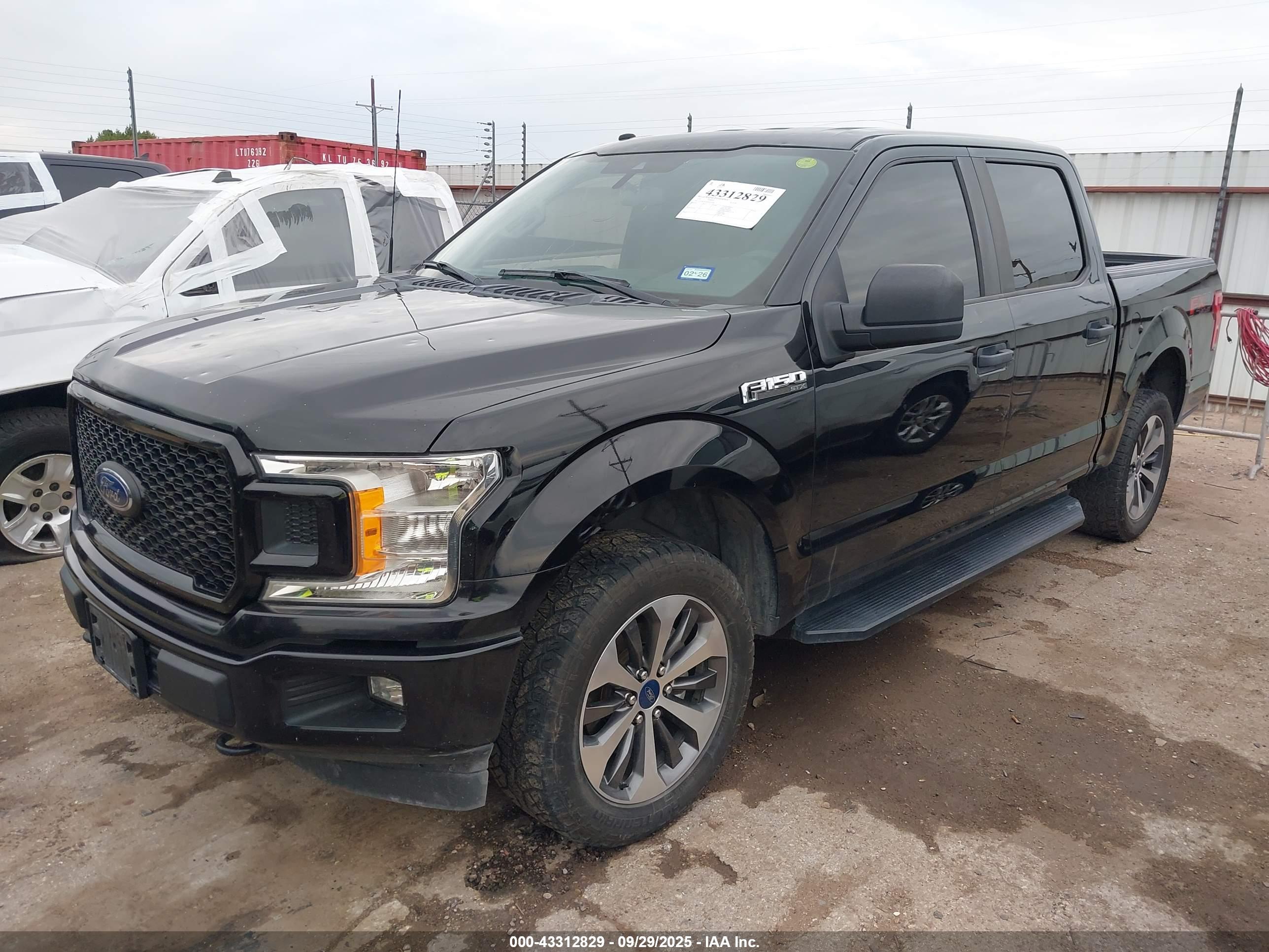 FORD F-150 image 2