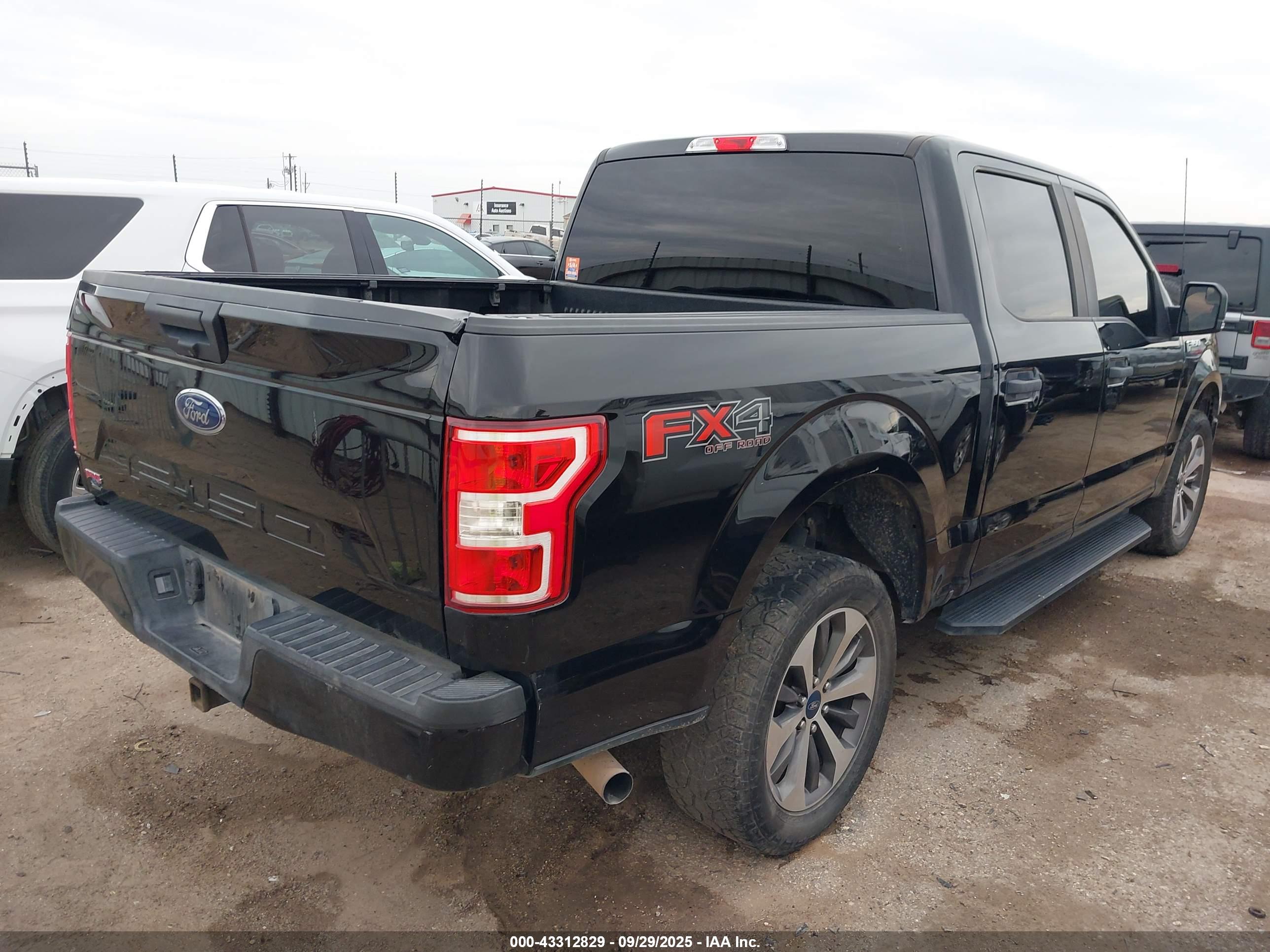FORD F-150 image 4