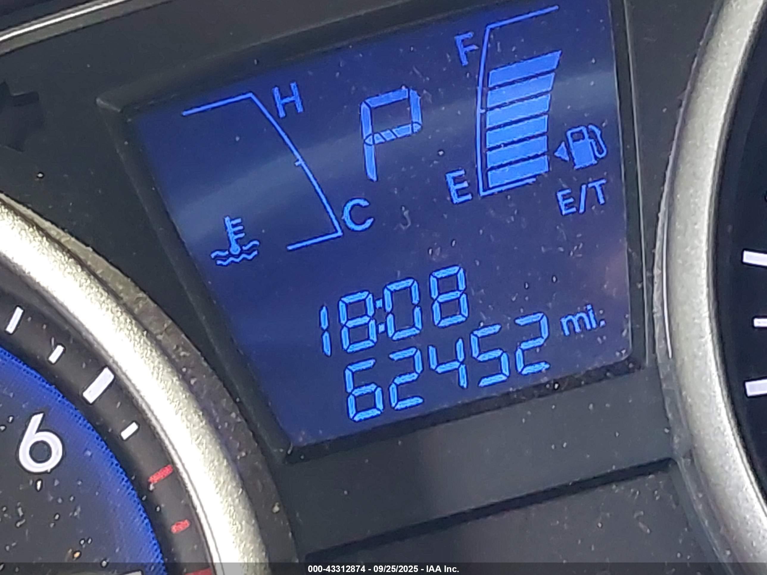 HYUNDAI TUCSON image 7