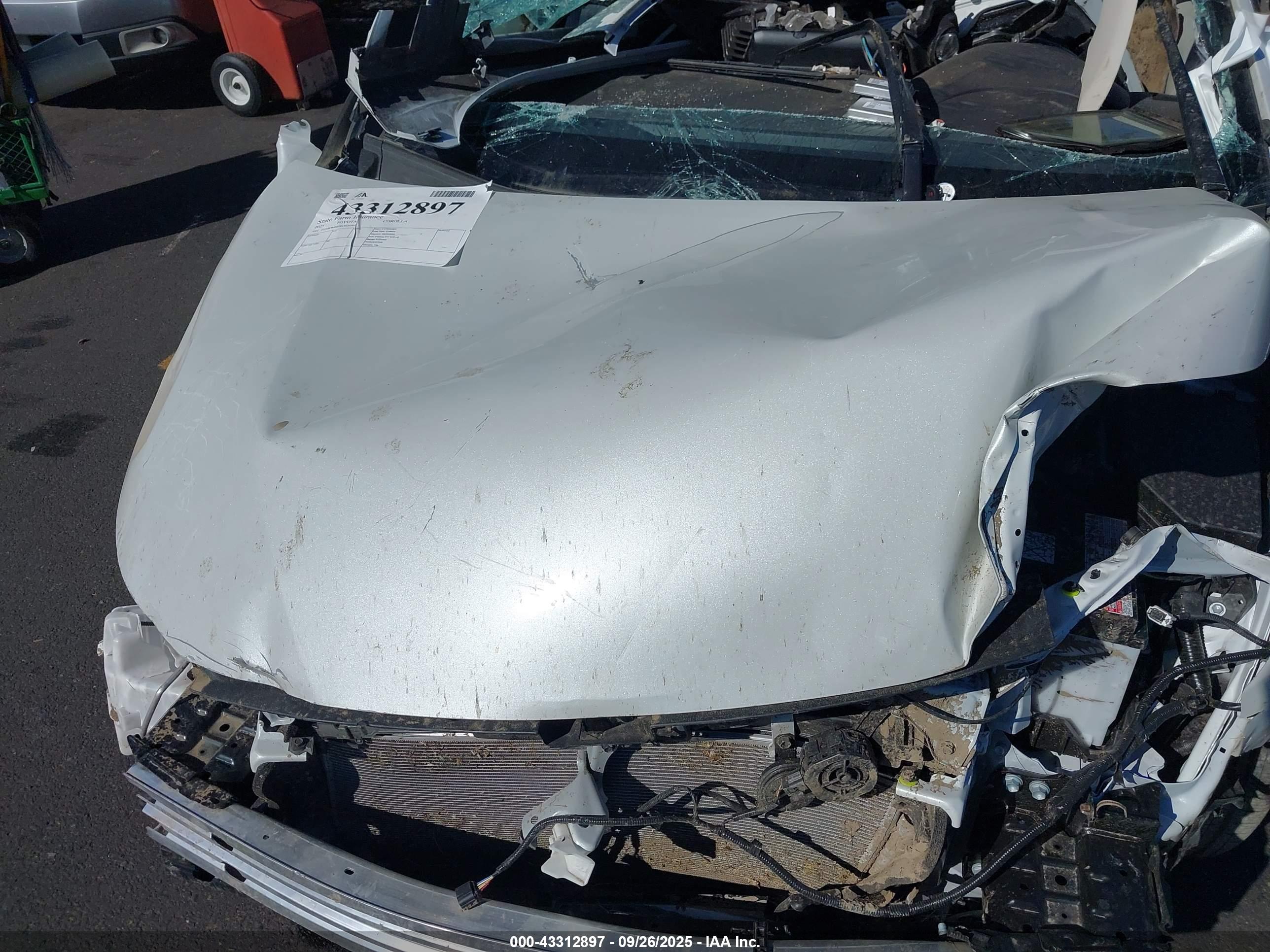 TOYOTA COROLLA image 10