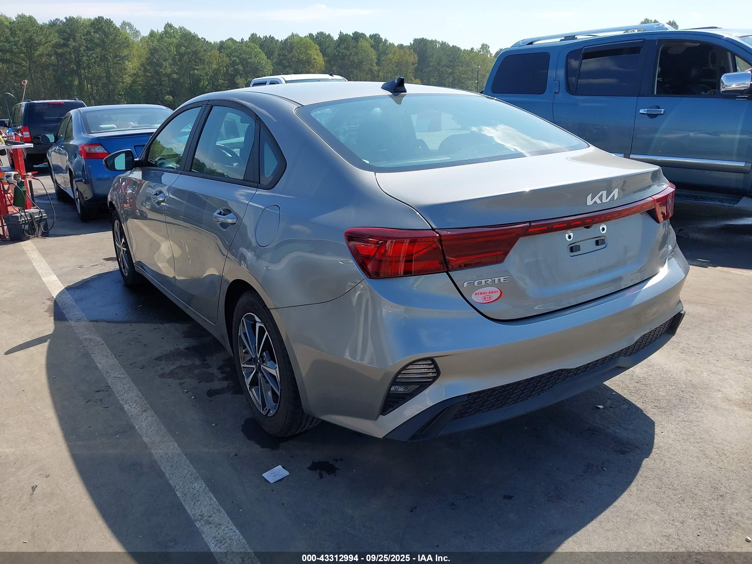 KIA FORTE image 3