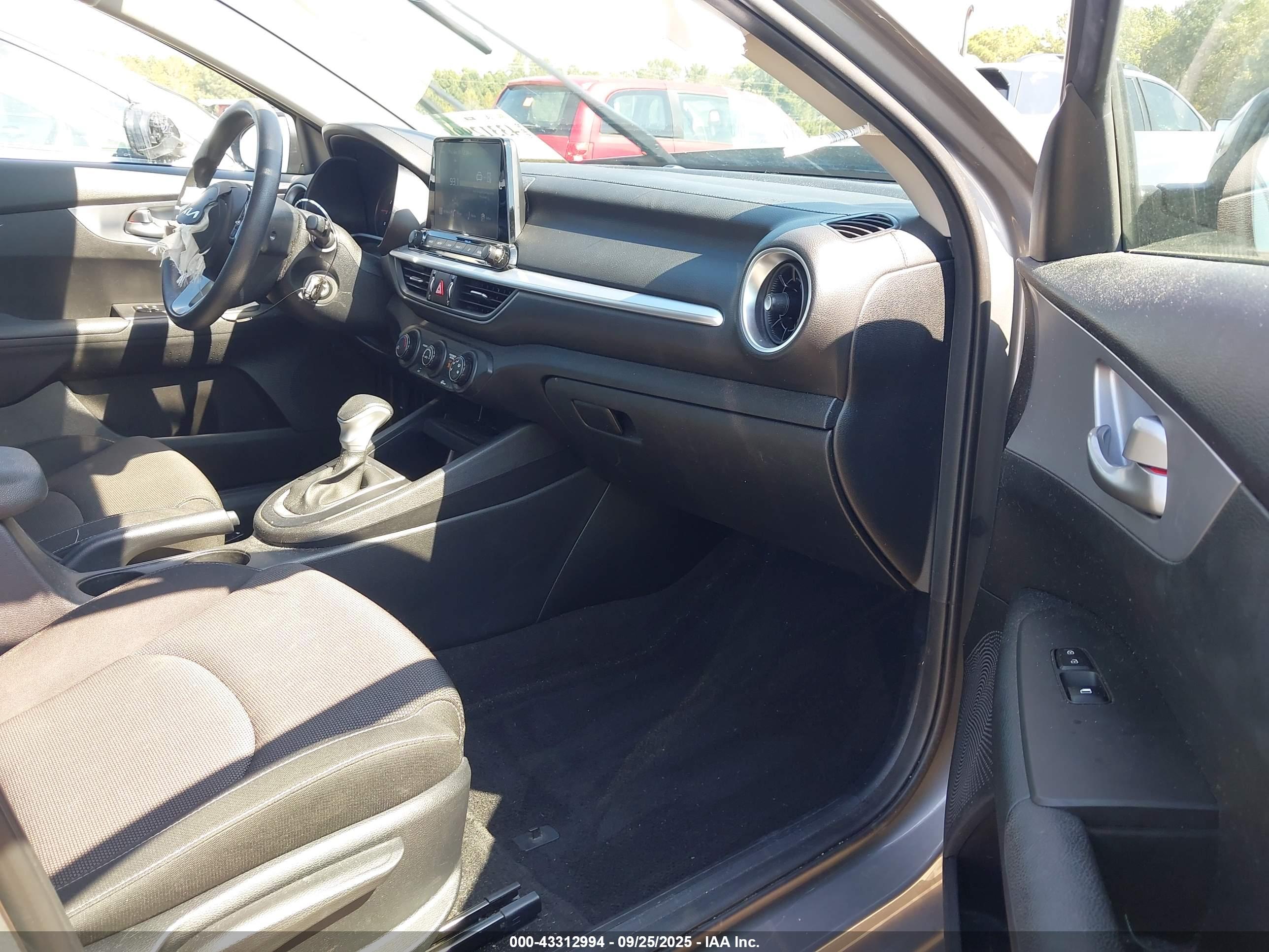 KIA FORTE image 5