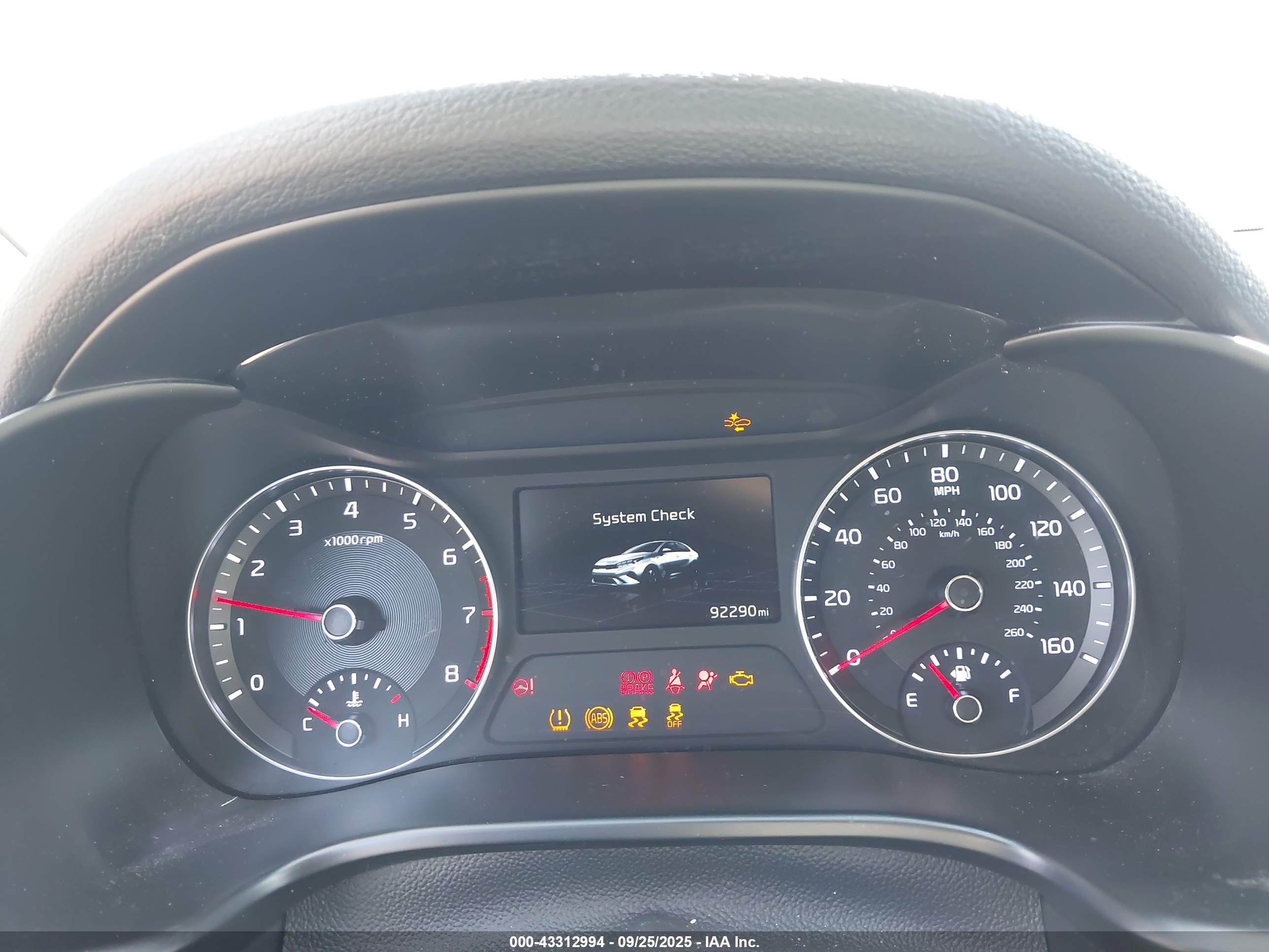 KIA FORTE image 7